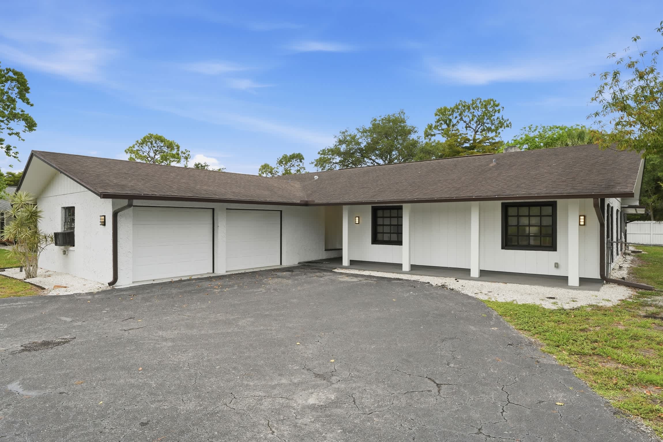 Remodeled Close to Beach With Heated Pool | Photo 4