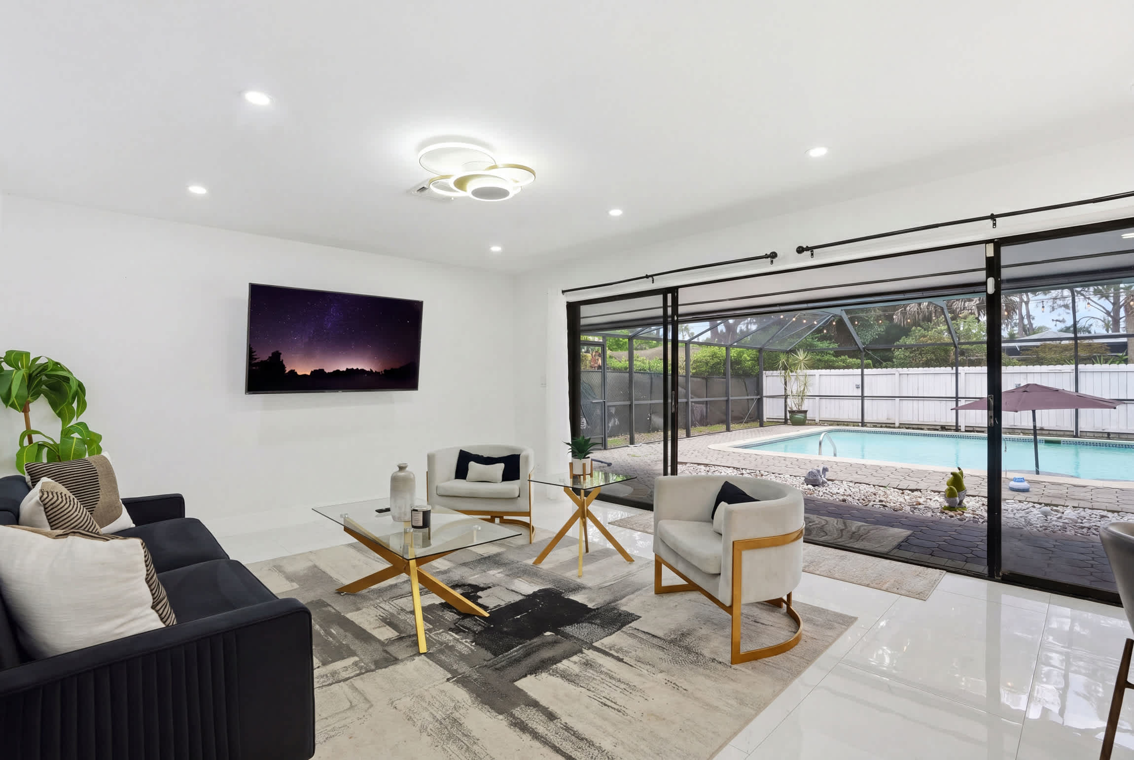 Remodeled Close to Beach With Heated Pool | Photo 6