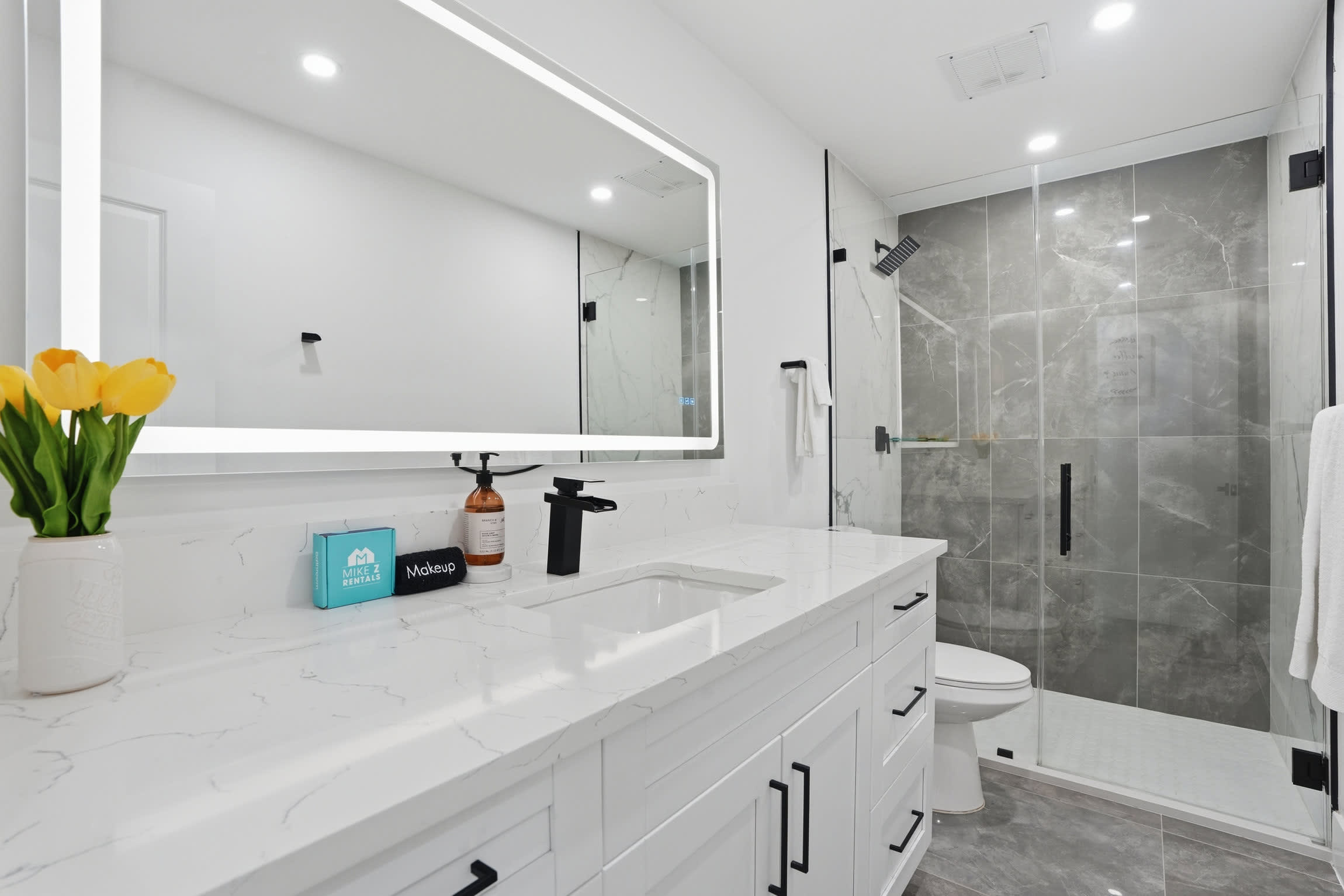 Remodeled Close to Beach With Heated Pool | Photo 22