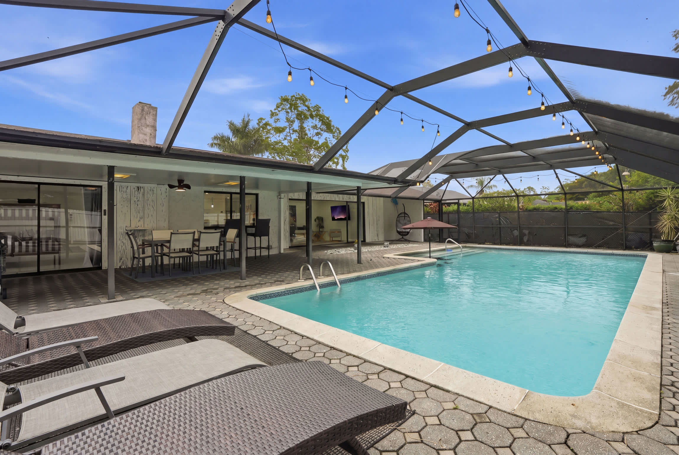 Remodeled Close to Beach With Heated Pool | Photo 31