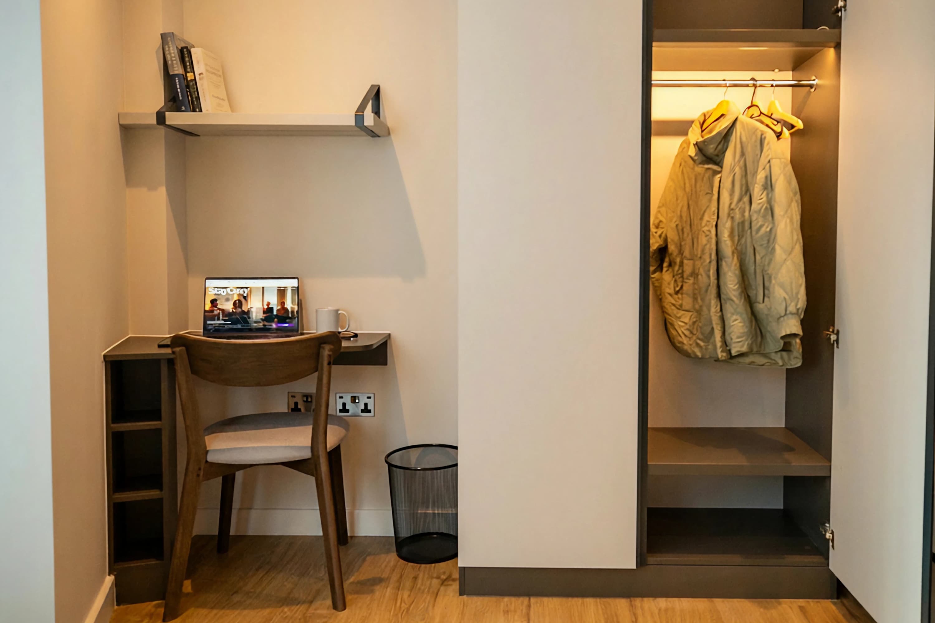 Mid-Century Balcony Roomy Studio | StayCozy