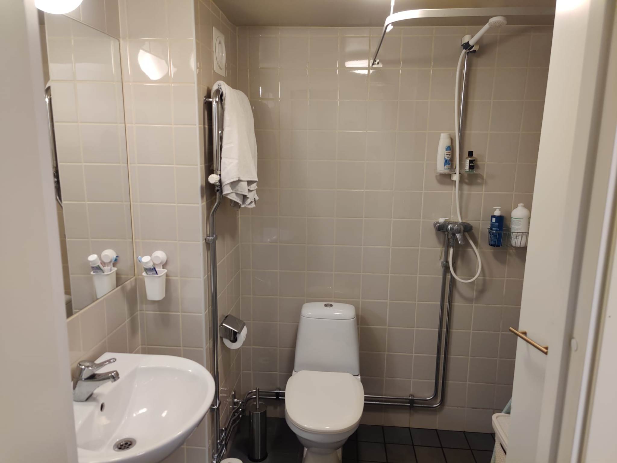 Modern Studio-Apartment Close to Stockholm - Photo 3