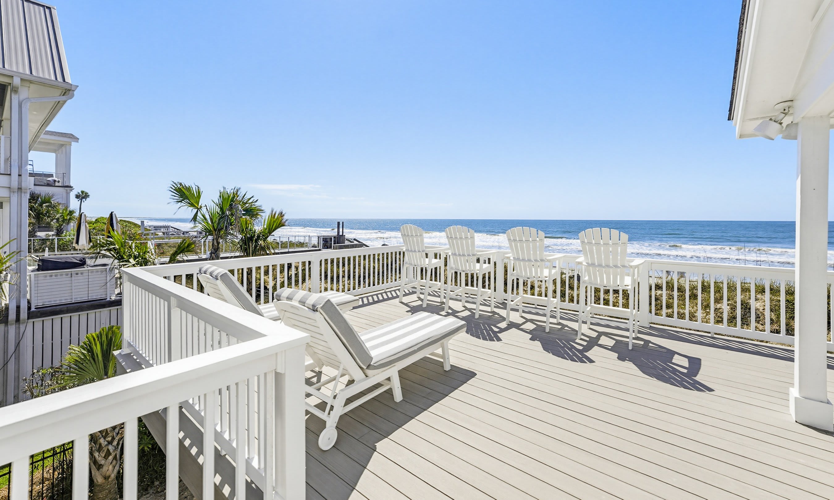 Wraparound Deck - Seating Area