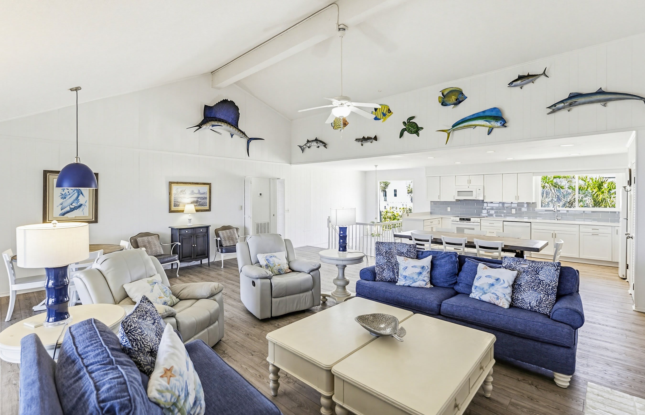 474 Tarpon Blvd