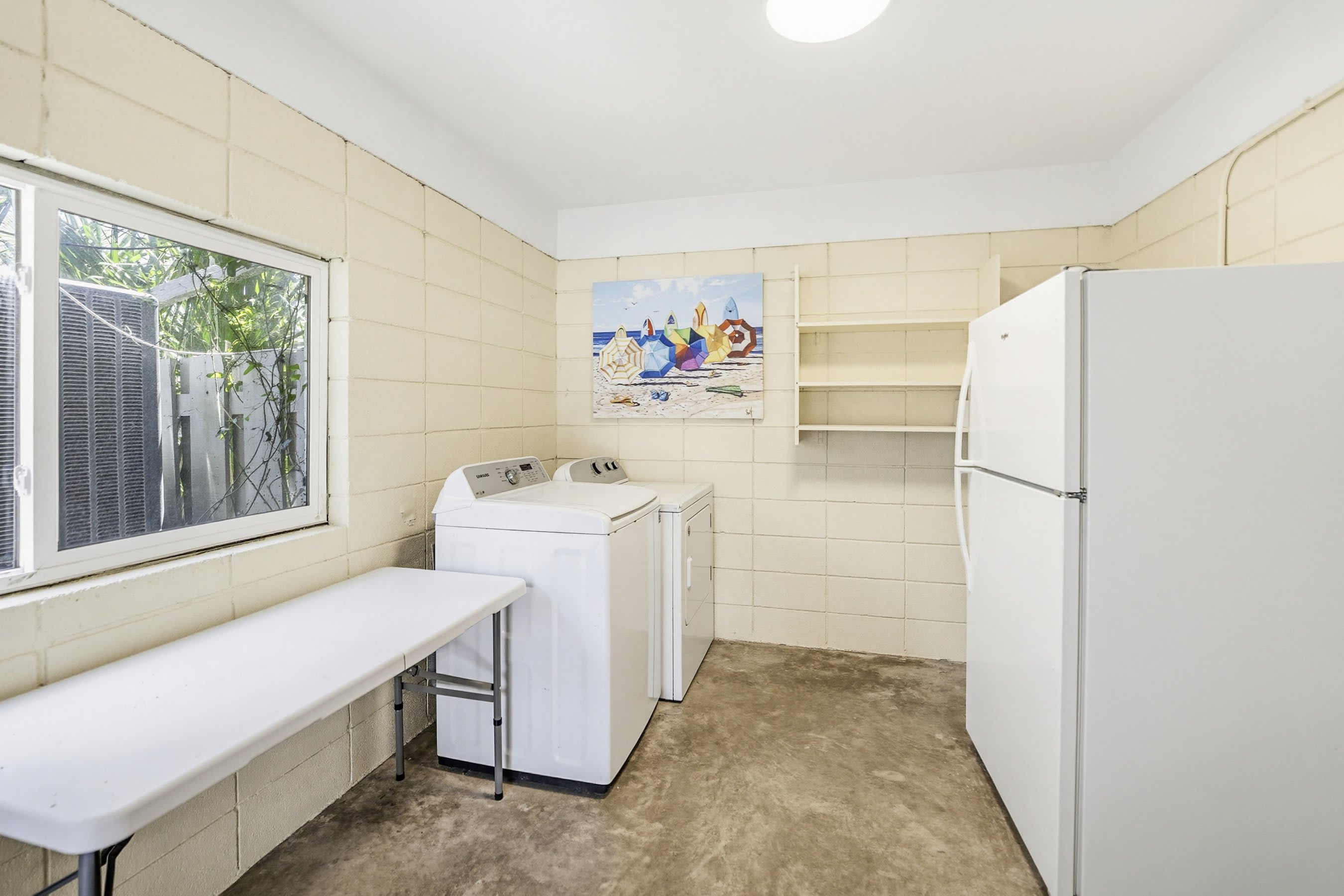 Laundry Room Off Carport