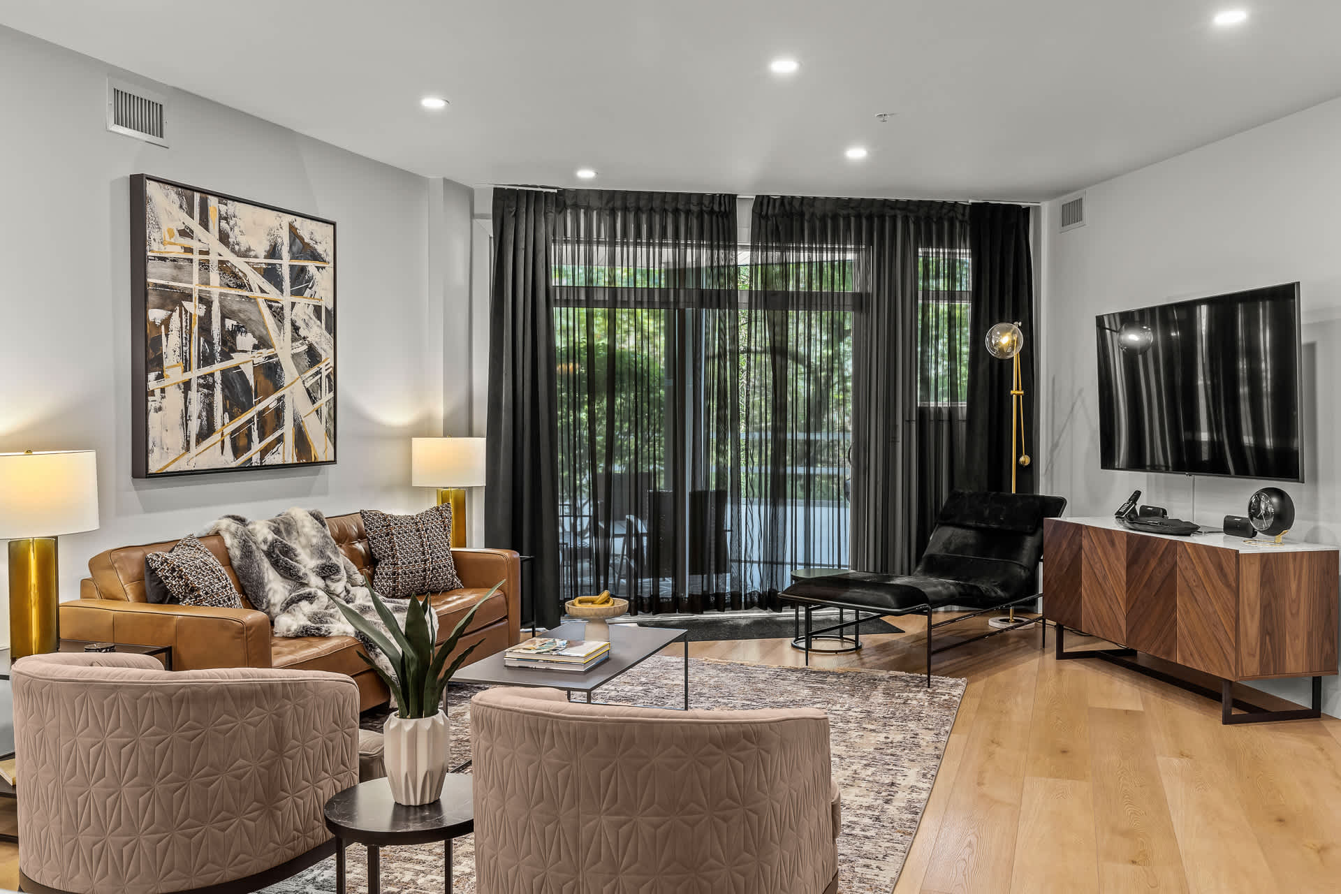 Living Room | Discovery Bay 108 in Kelowna, British Columbia by Luxus Vacation Properties