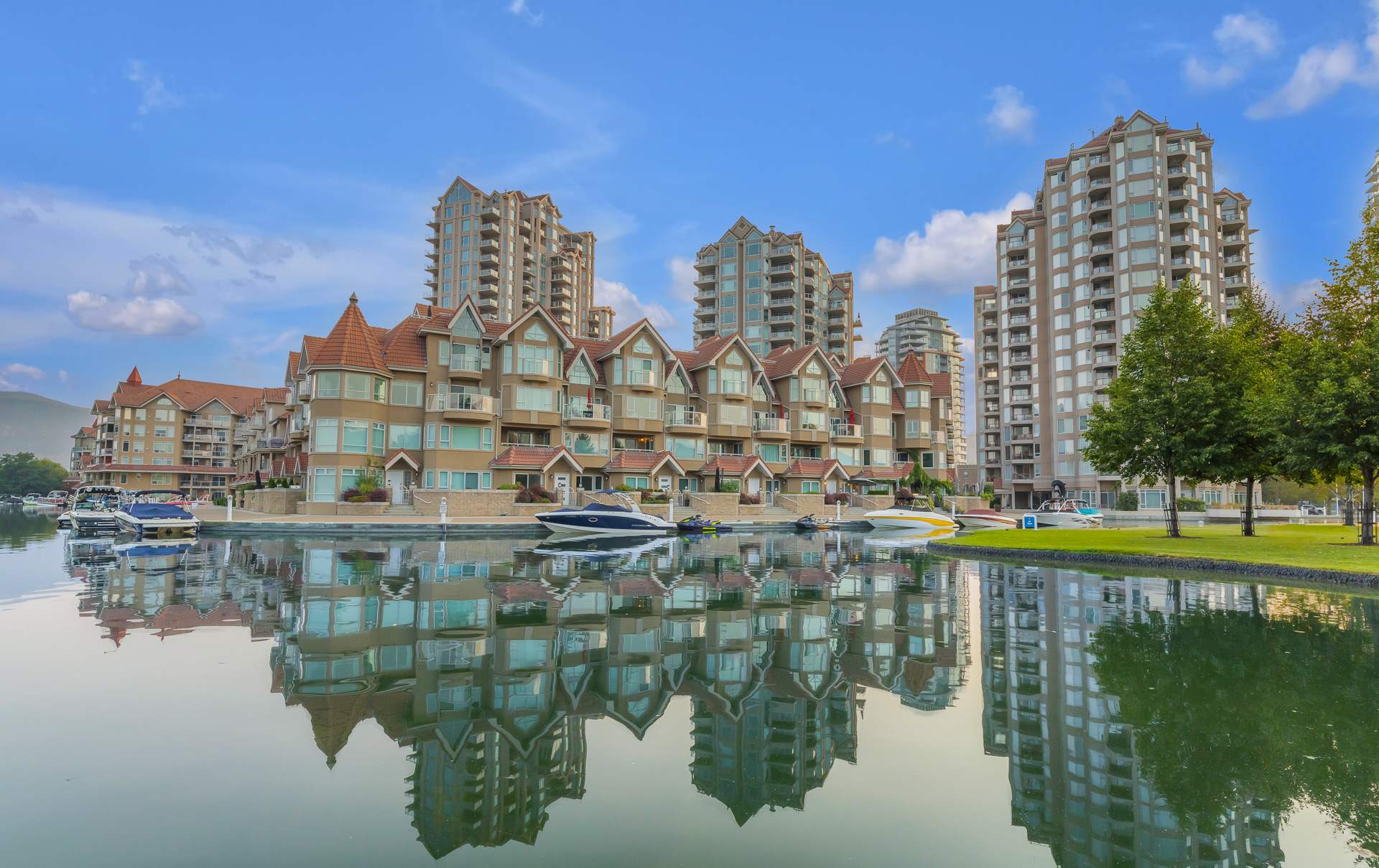 Discovery Bay 108 in Kelowna, British Columbia by Luxus Vacation Properties