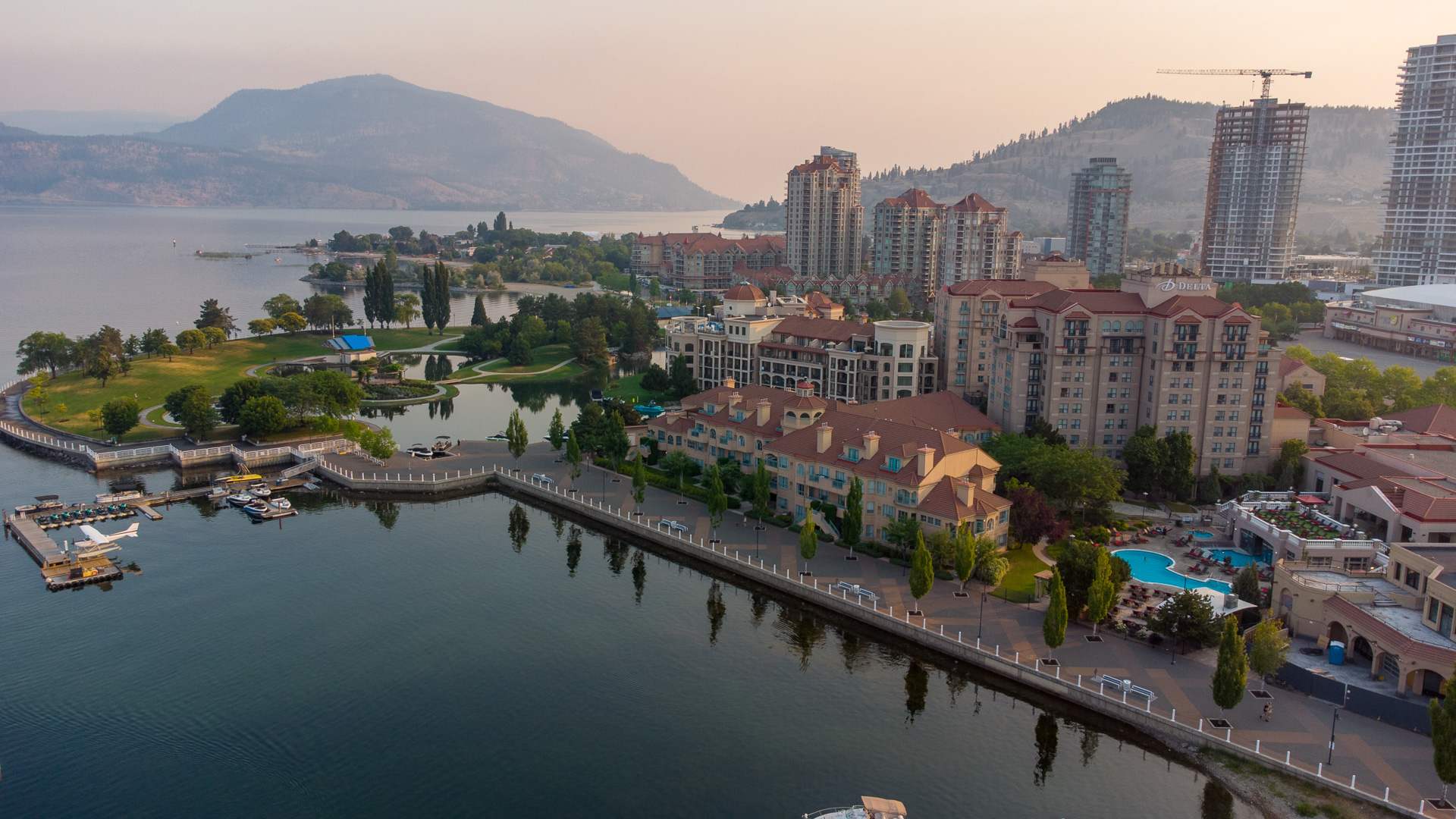 Discovery Bay 108 in Kelowna, British Columbia by Luxus Vacation Properties