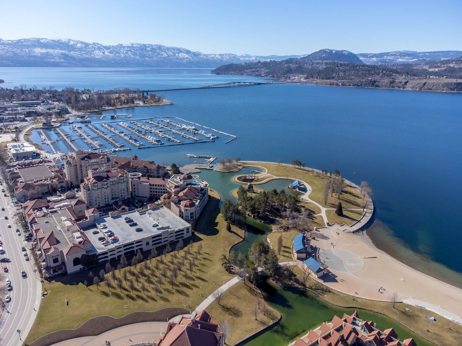 Discovery Bay 108 in Kelowna, British Columbia by Luxus Vacation Properties