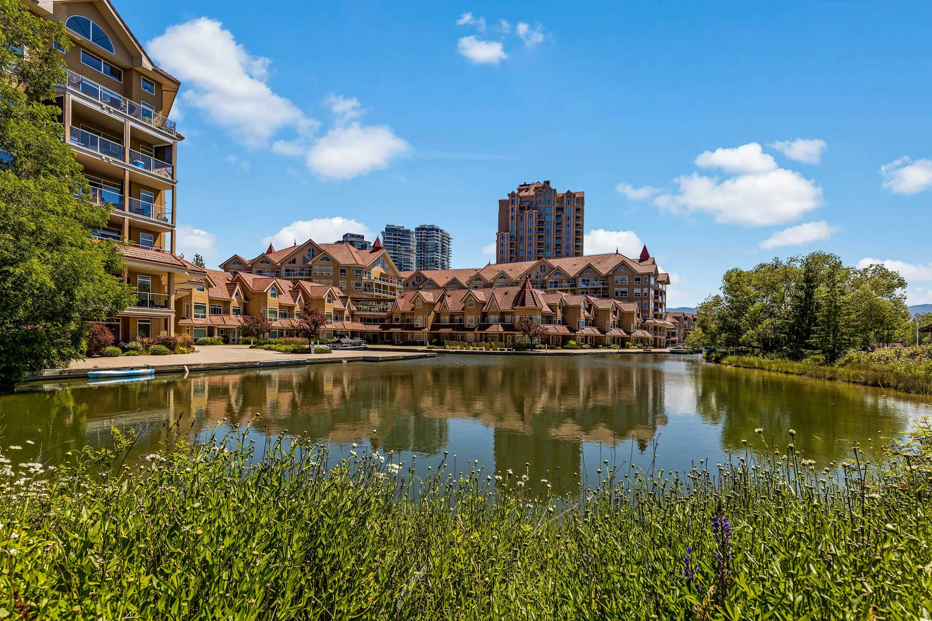 Discovery Bay 108 in Kelowna, British Columbia by Luxus Vacation Properties