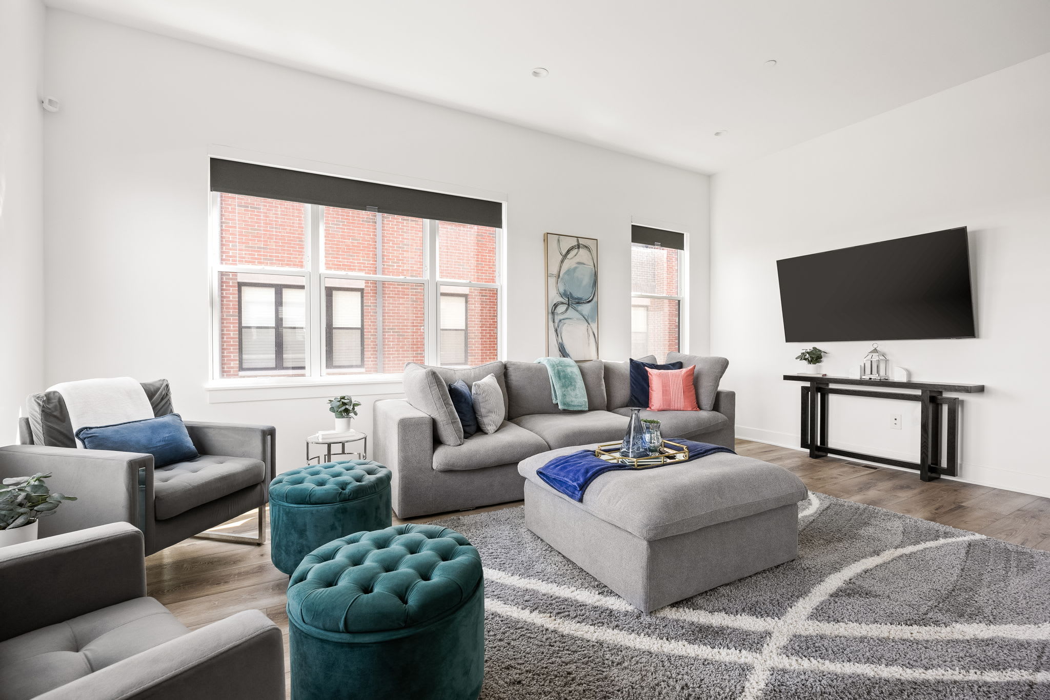 Modern Living Space with Flexible Sleeping Options | Smart Design Perfect for Group Stays and Extended Visits