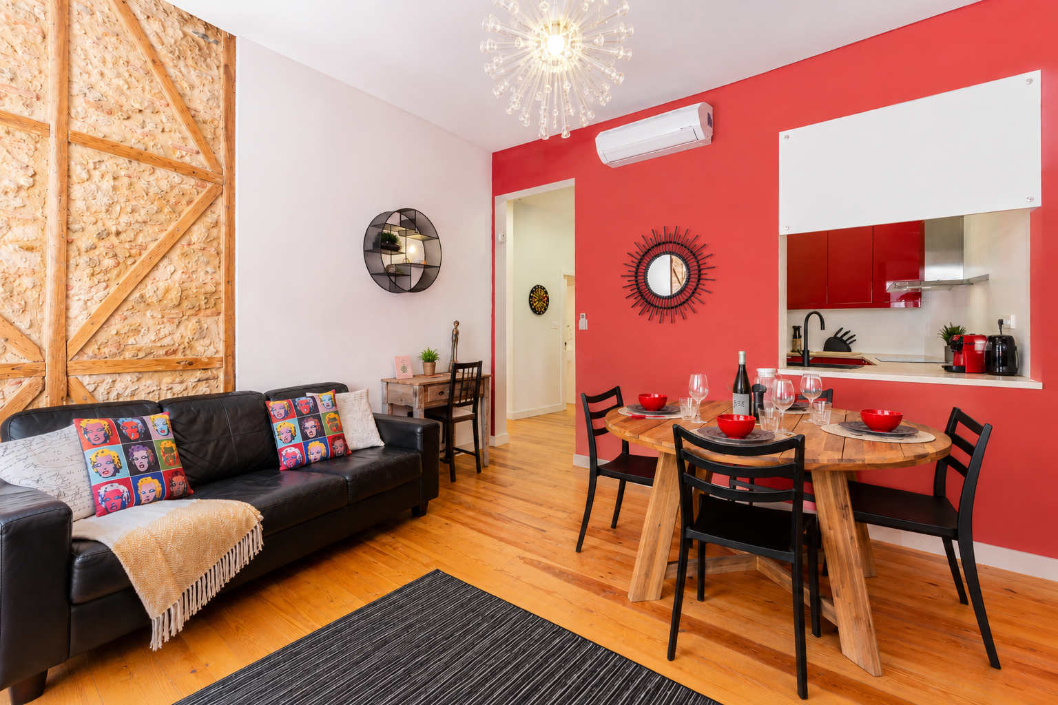 Chiado 4BR | A/C, Balcony, Parking & Monuments - Picture 4