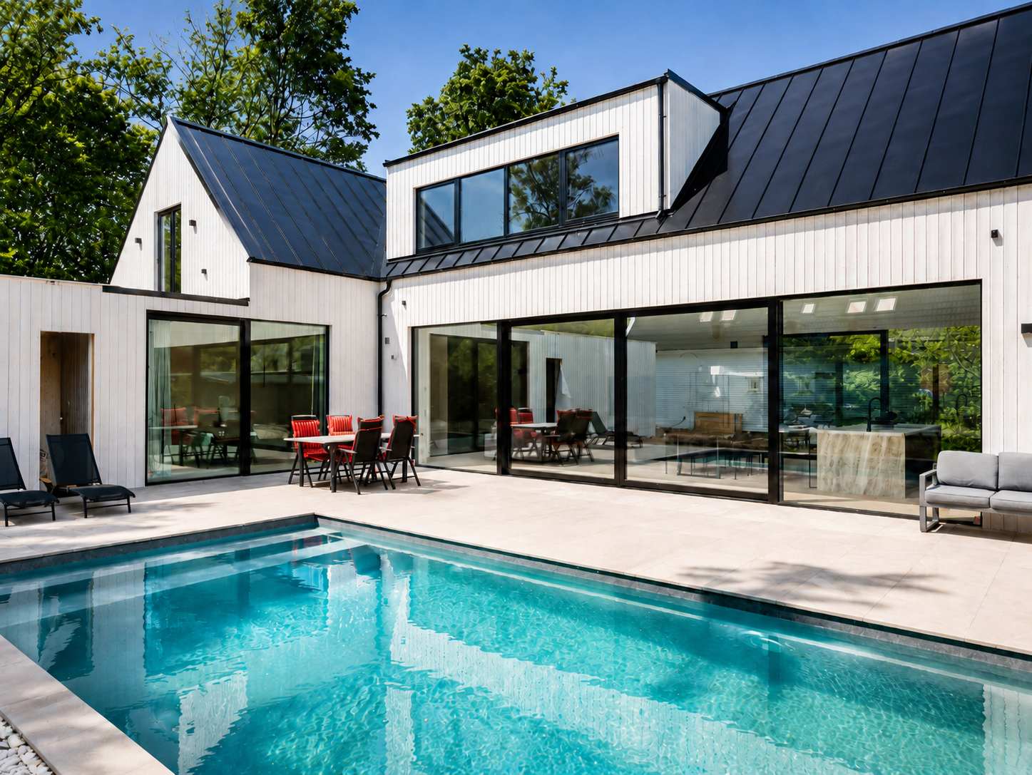 Luxury villa with private cinema, sauna pool and gym