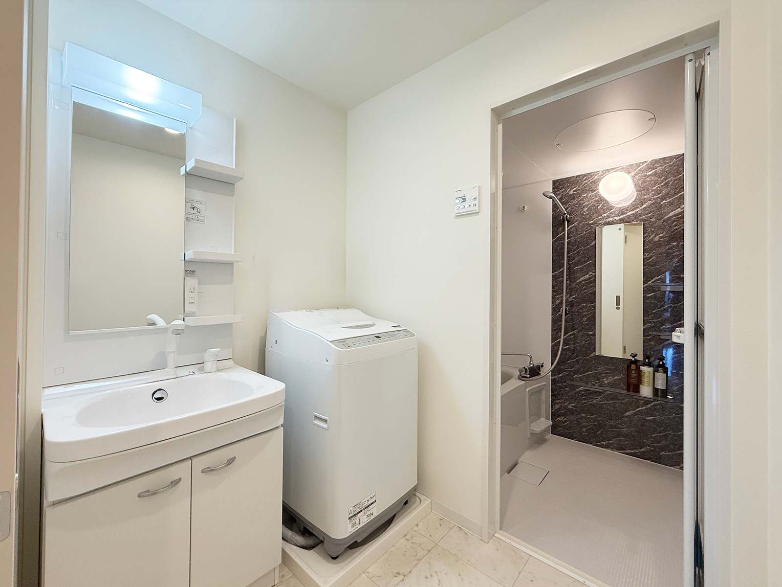 Brand New Apt | Peaceful Area | Perfect for 4
