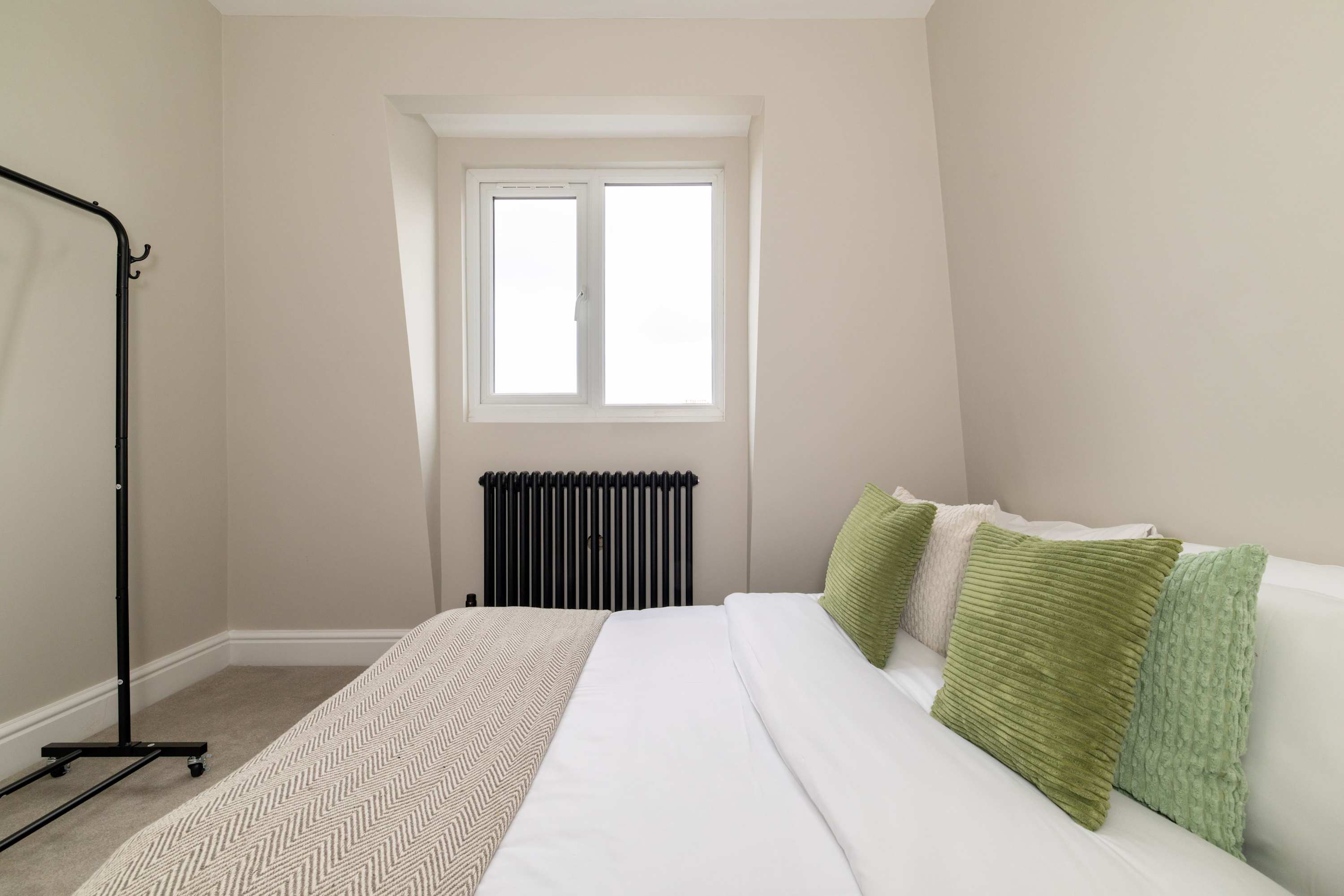 The Emerald & Oak House in Springrice Road 49 SE13 6HS - Property image 20 - VivreStays