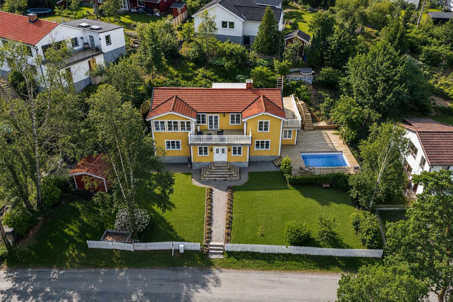 Luxury Villa with Pool & Spa near Stockholm