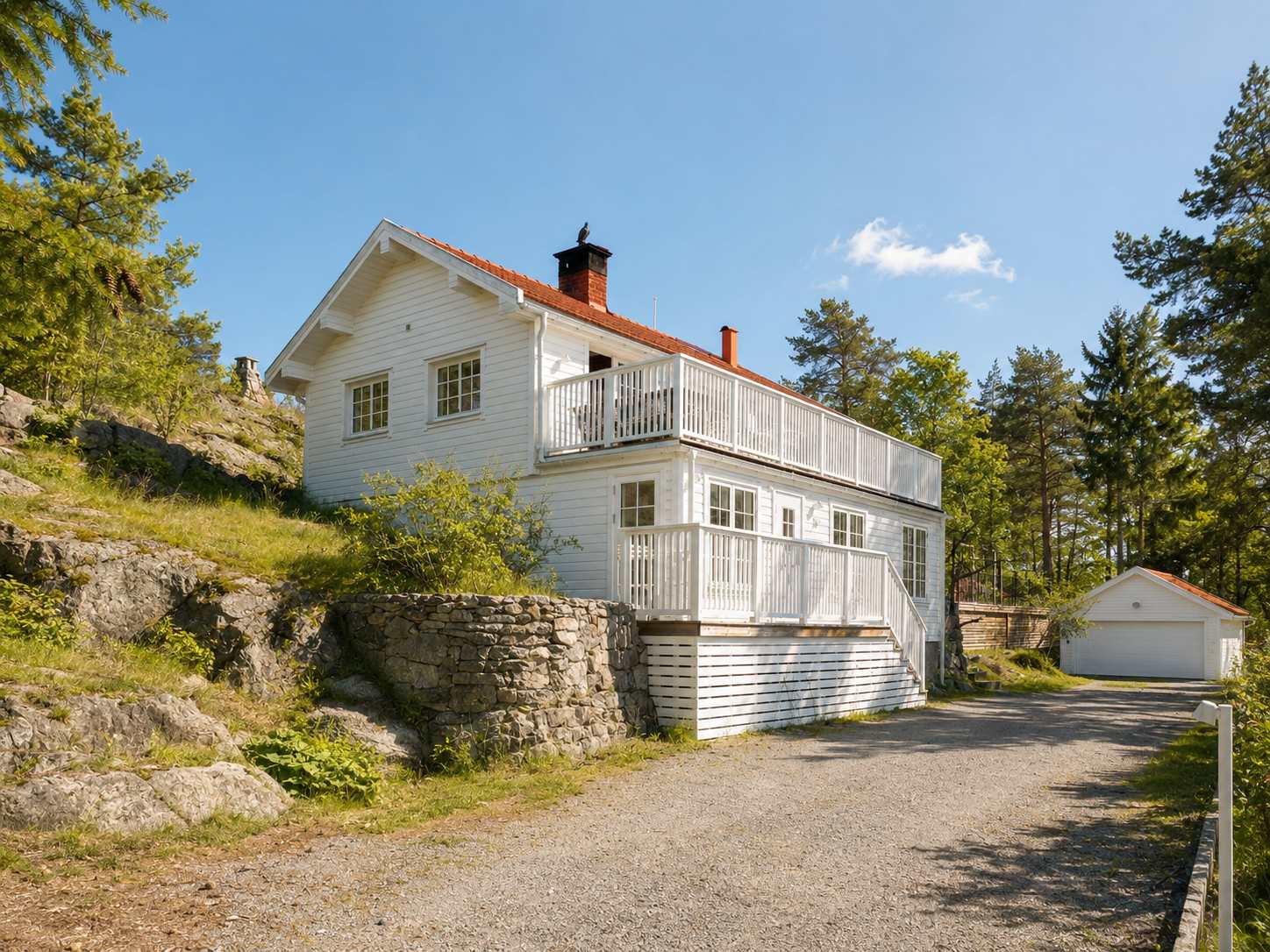 Lakefront Villa in Saltsjöbaden near Stockholm