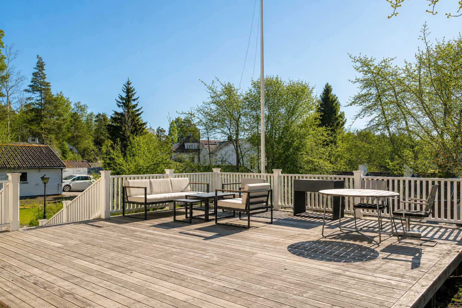 Lake View Villa in Saltsjöbaden near Stockholm