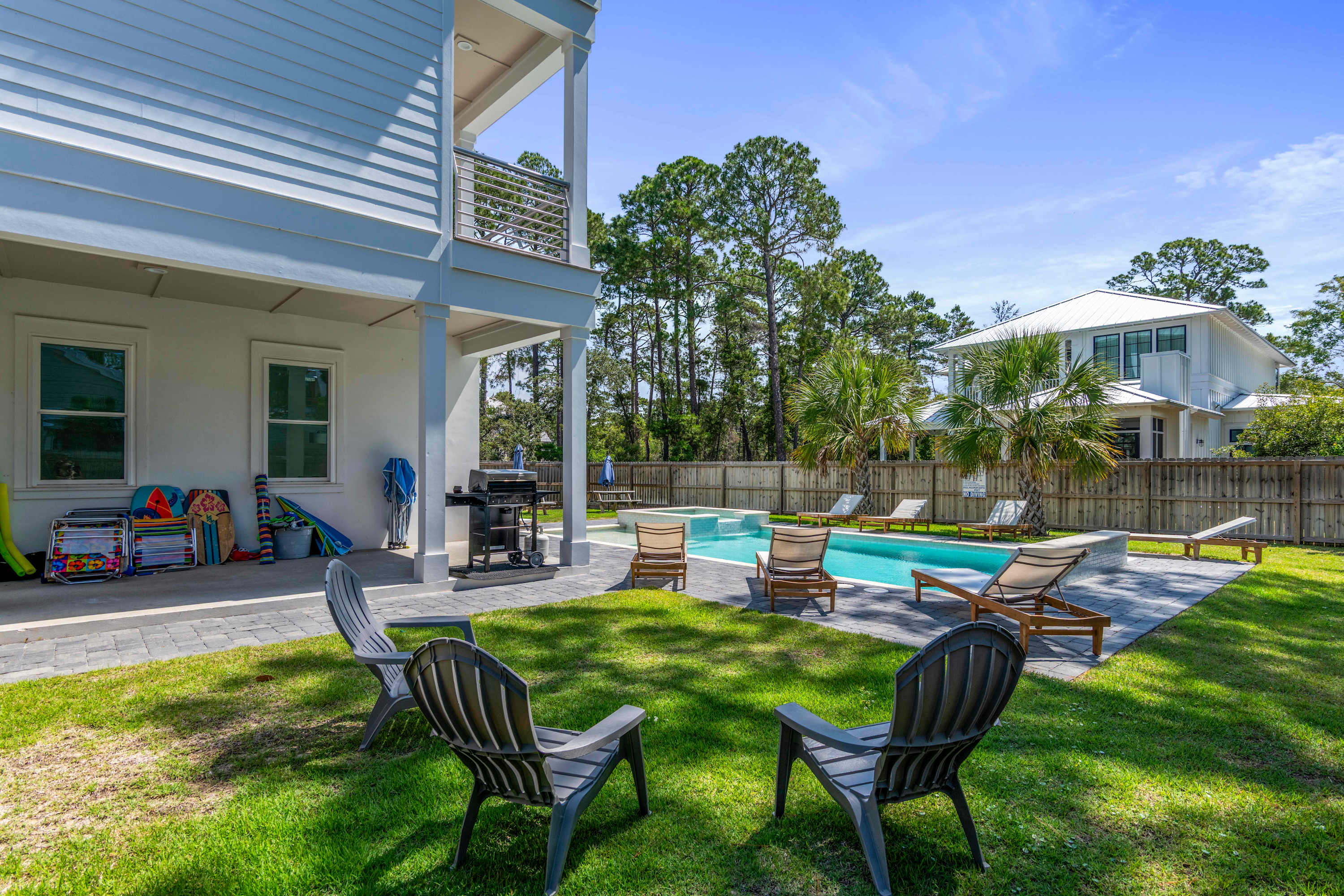 Sleeps 32 |Walk to Beach |Pool/Spa |Cart |Elevator