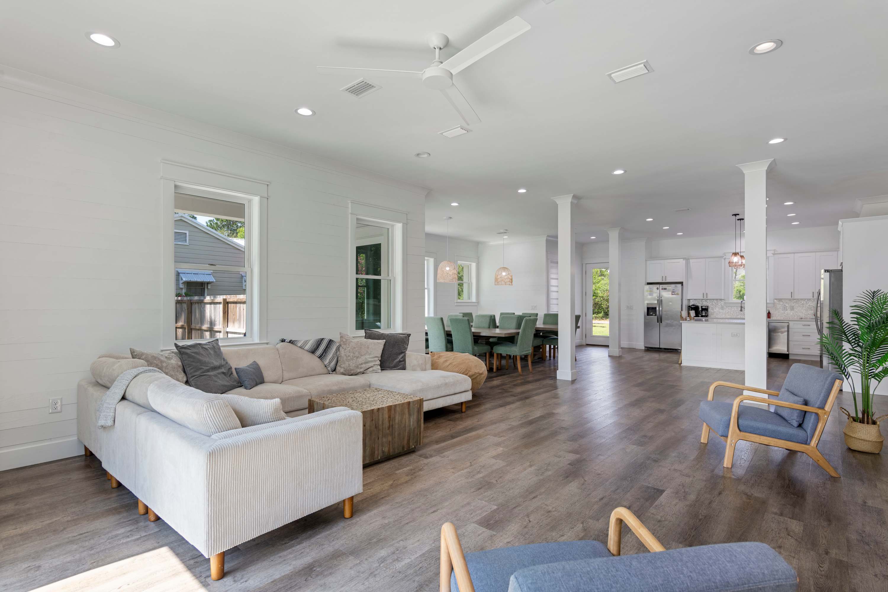 Sleeps 32 |Walk to Beach |Pool/Spa |Cart |Elevator