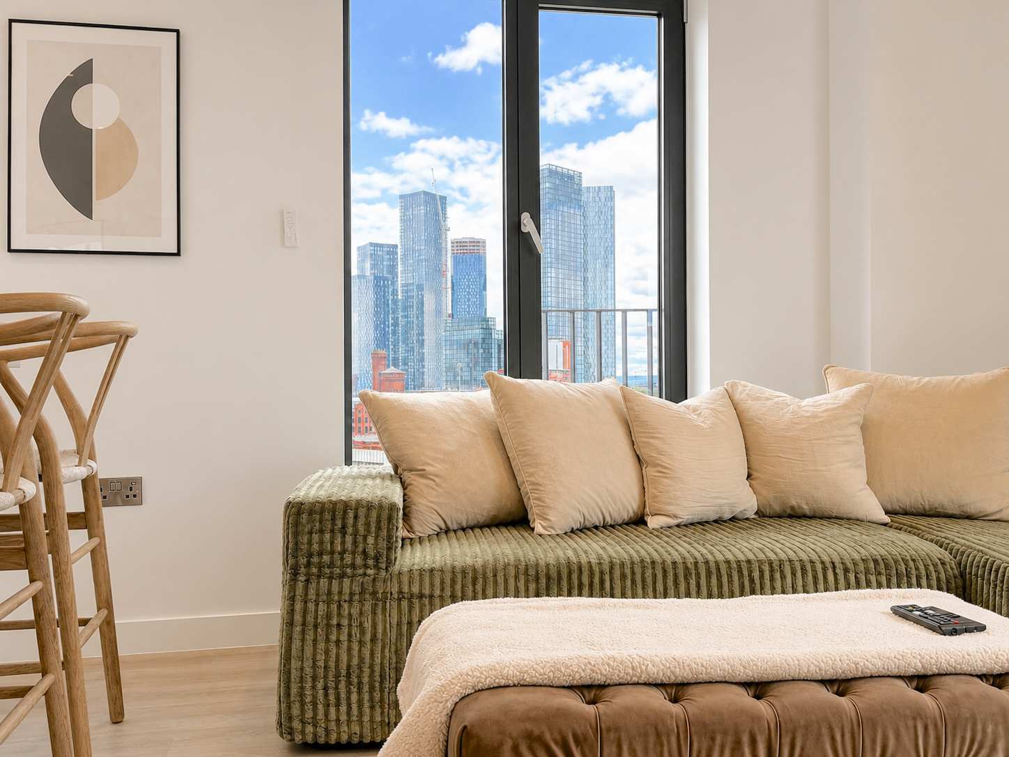 Alabaster Suite Luxury 2BR & Skyline Views! - Picture 8