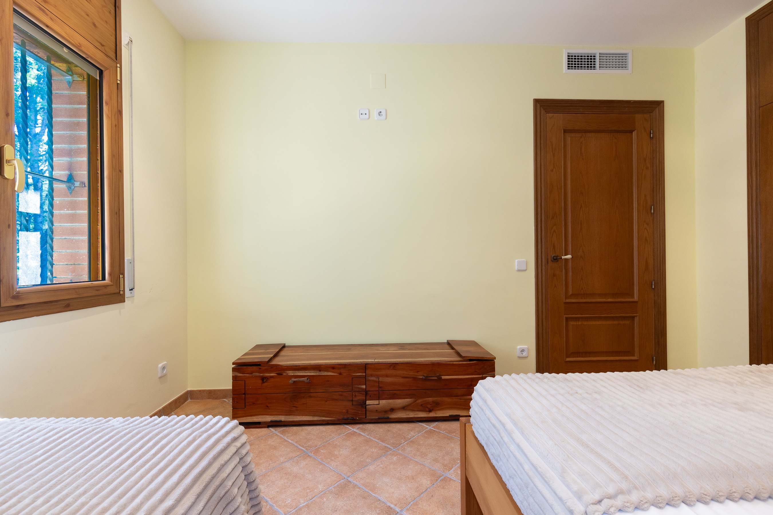 Property thumbnail 43
