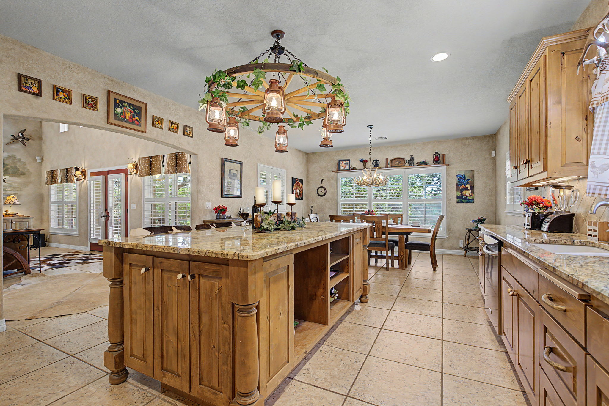 River House | 4-BDR Luxury Riverfront Estate | Photo 15