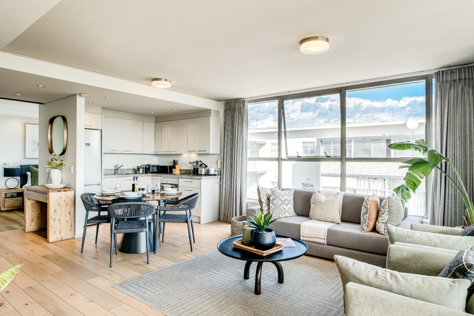 Stylish Comfort at the Luxurious Tramonto 6