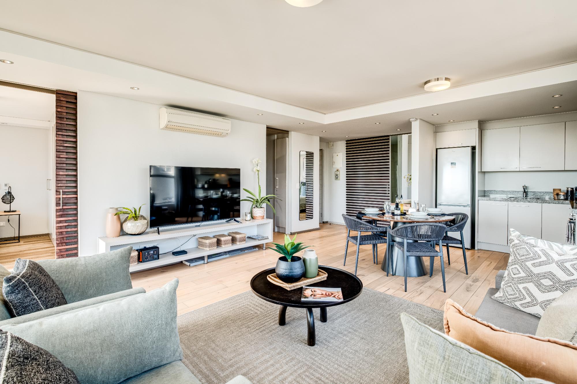 Stylish Comfort at the Luxurious Tramonto 4