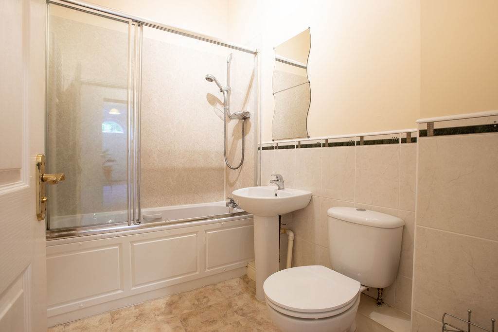 Spacious Historic Home In Cockermouth With Parking in Strawberry How 12 CA13 9XZ - Property image 25 - VivreStays