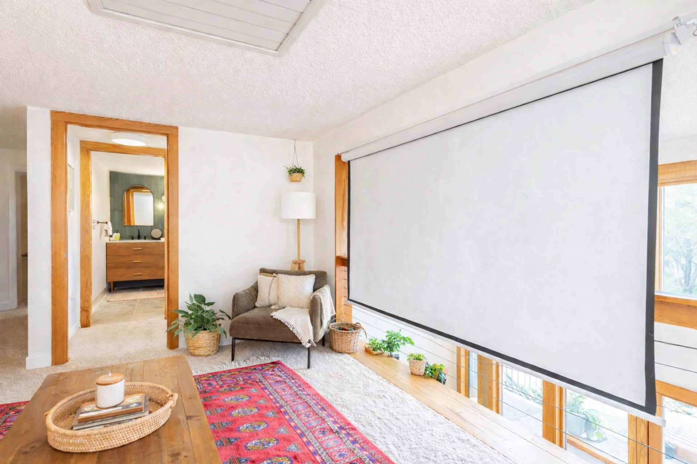 A Relaxed Upstairs Escape for Movies, Reading, and Unwinding