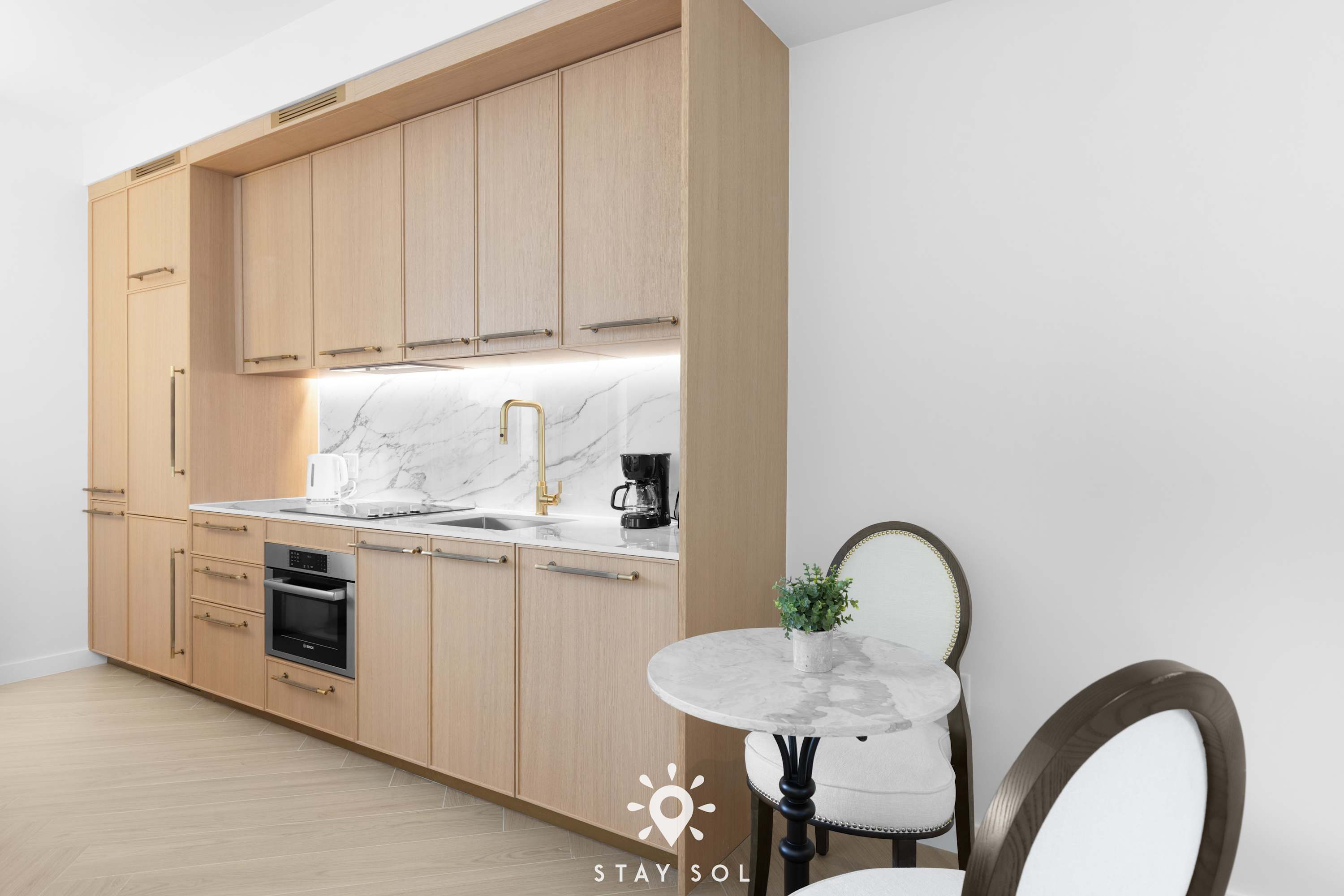 Wynwood Escape Stylish Studio with Balcony in Miami