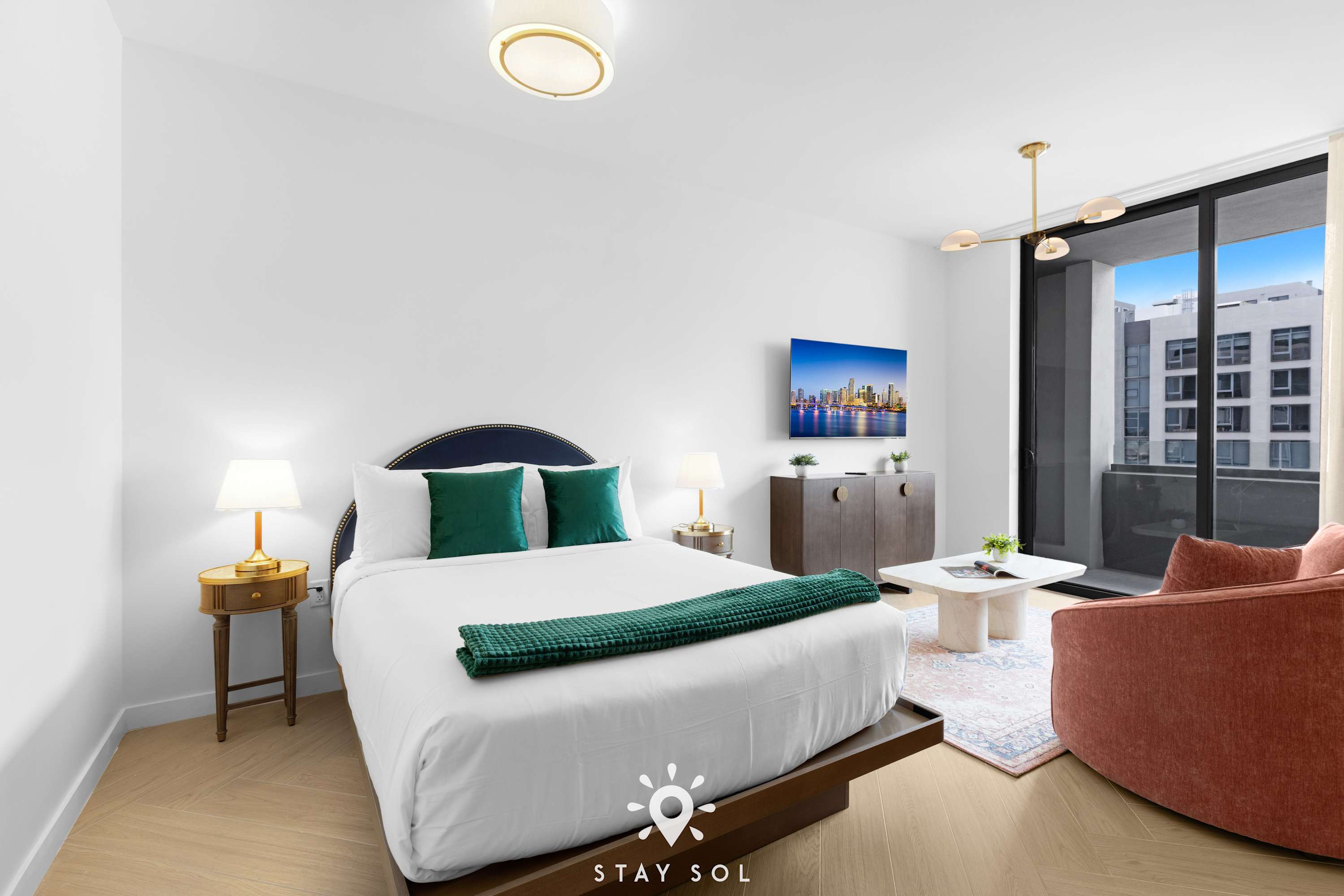  Luxury Studio with Amenities in Miami