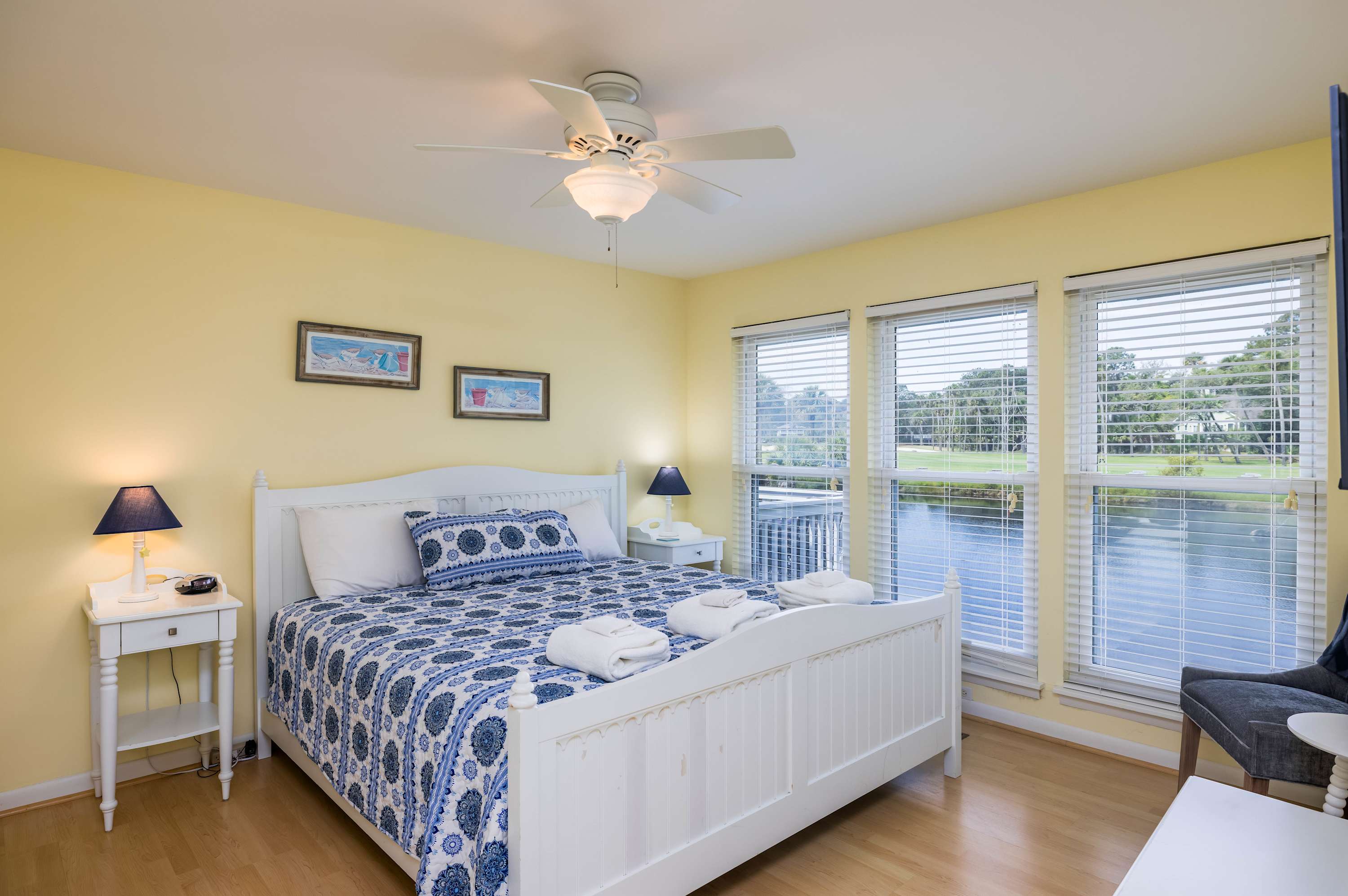 Spacious primary bedroom with en suite bathroom