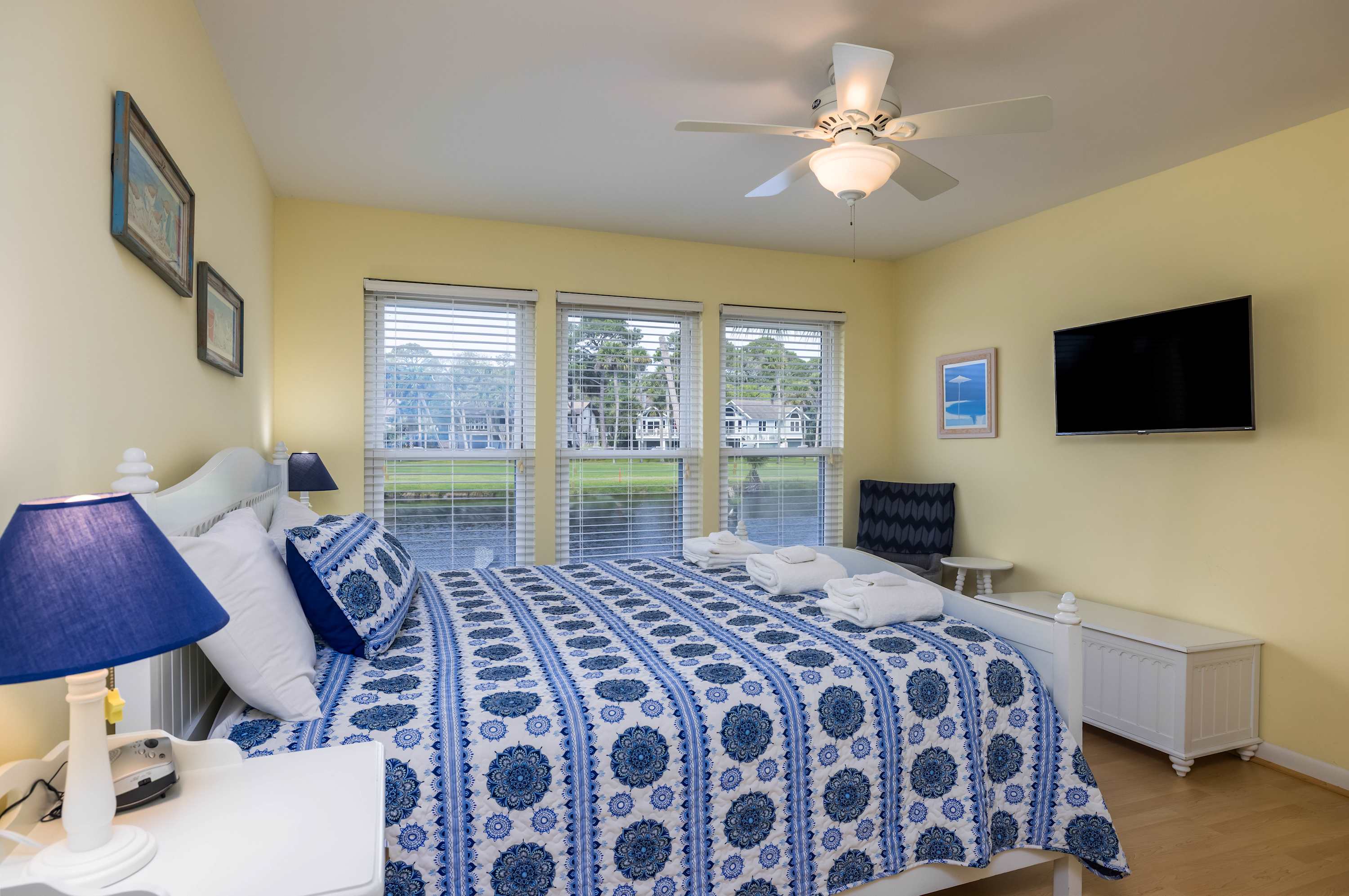 Spacious primary bedroom with en suite bathroom