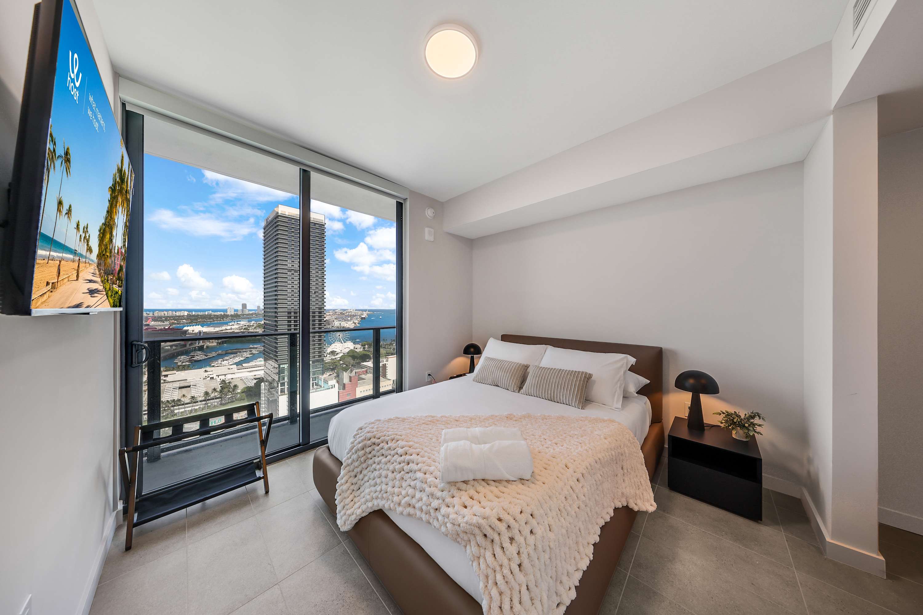 34th Floor Waterfront Sky Oasis | Pool & Gym