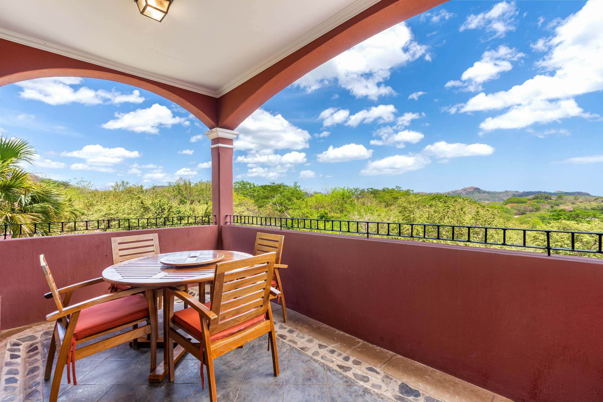 Recently Renovated Luxury Condo with Resort-Style Beach Club Access...