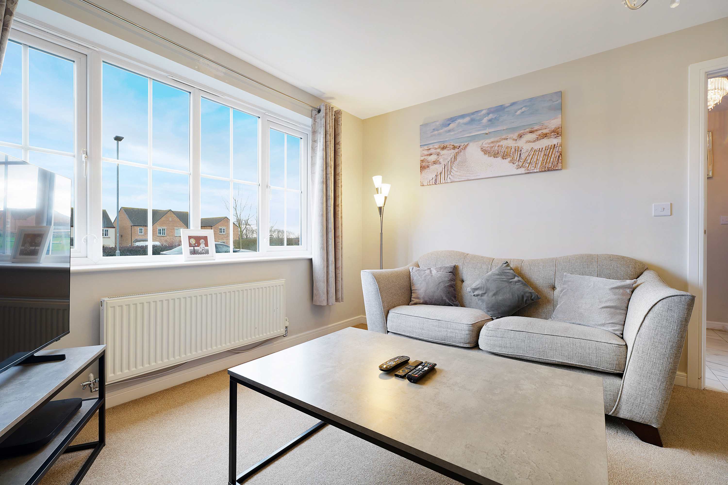 Folly Lodge | Peaceful Family Retreat with Scenic Views & Modern Comforts in 12 Folly Way S71 2SP - Property image 7 - VivreStays