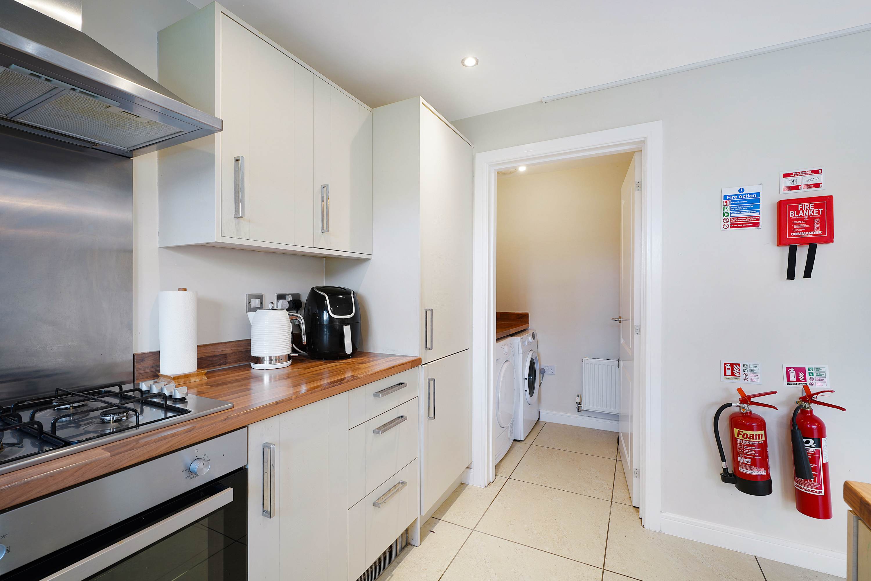 Folly Lodge | Peaceful Family Retreat with Scenic Views & Modern Comforts in 12 Folly Way S71 2SP - Property image 26 - VivreStays