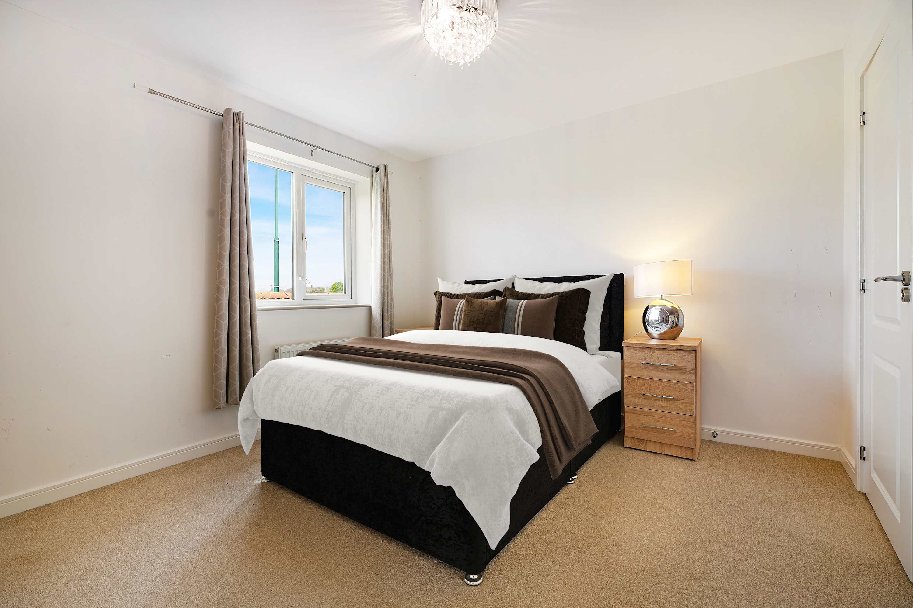 Folly Lodge | Peaceful Family Retreat with Scenic Views & Modern Comforts in 12 Folly Way S71 2SP - Property image 38 - VivreStays