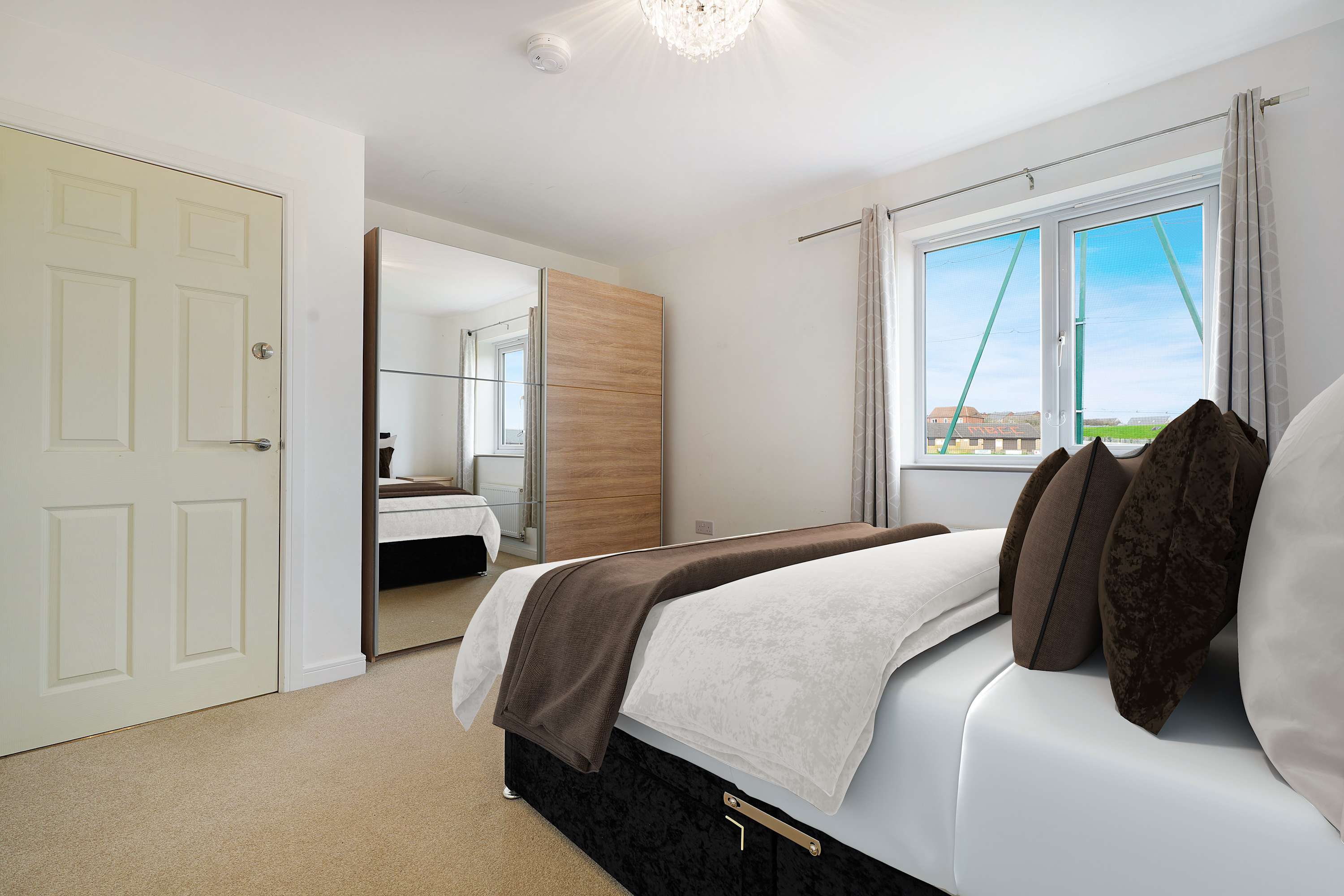 Folly Lodge | Peaceful Family Retreat with Scenic Views & Modern Comforts in 12 Folly Way S71 2SP - Property image 37 - VivreStays