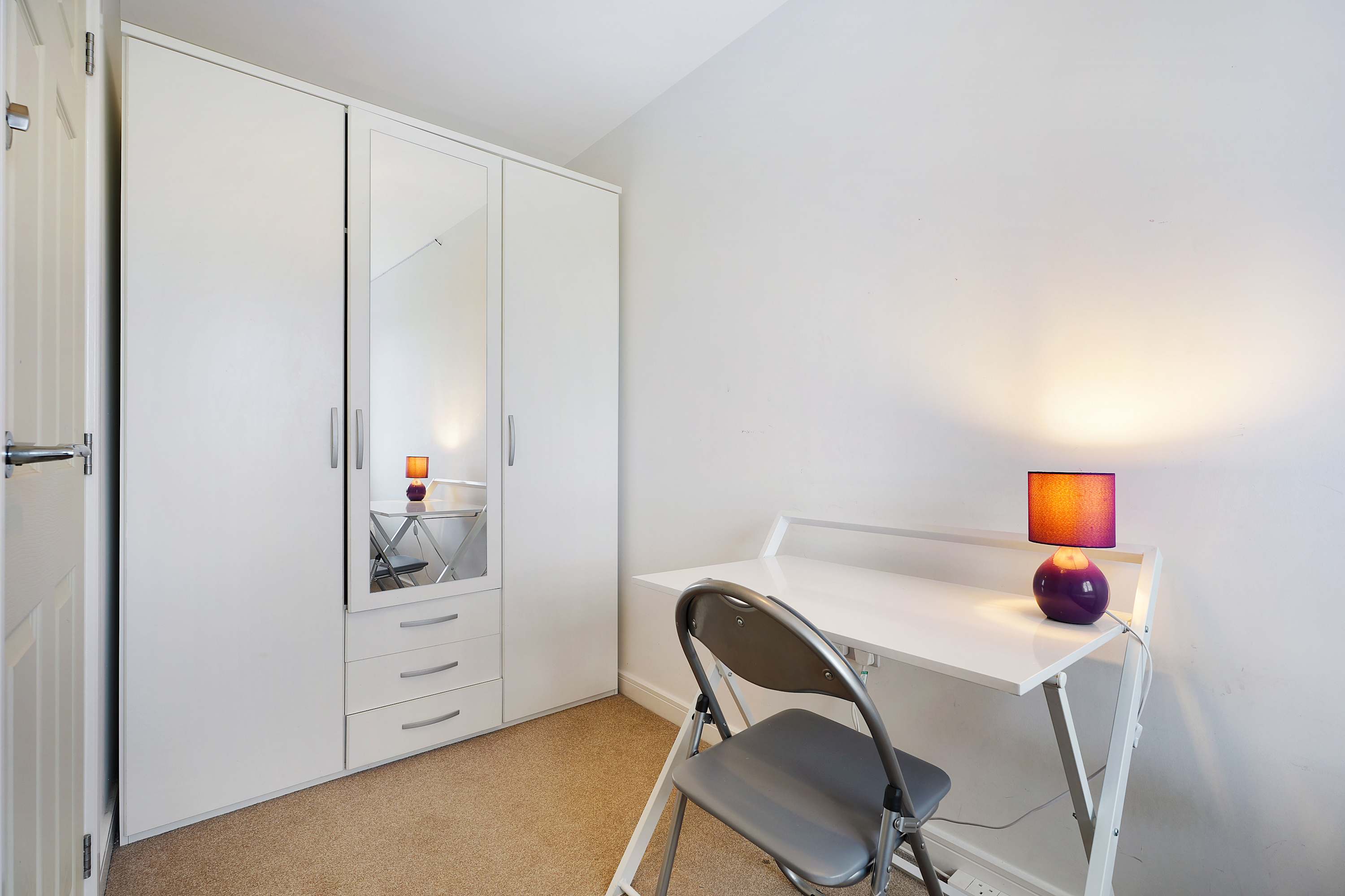 Folly Lodge | Peaceful Family Retreat with Scenic Views & Modern Comforts in 12 Folly Way S71 2SP - Property image 51 - VivreStays