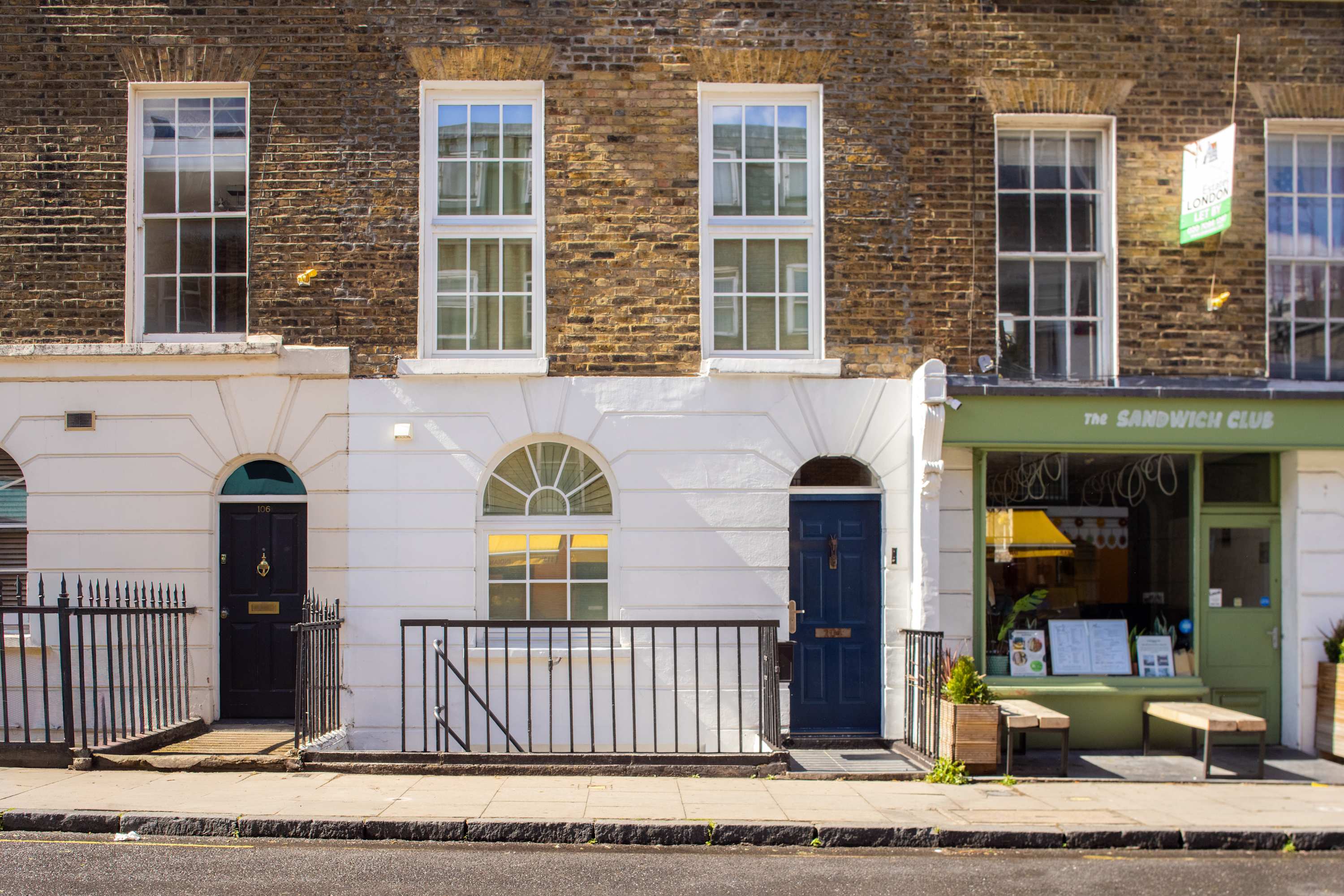 1 Min Walk to Euston Station, Modern Apartment