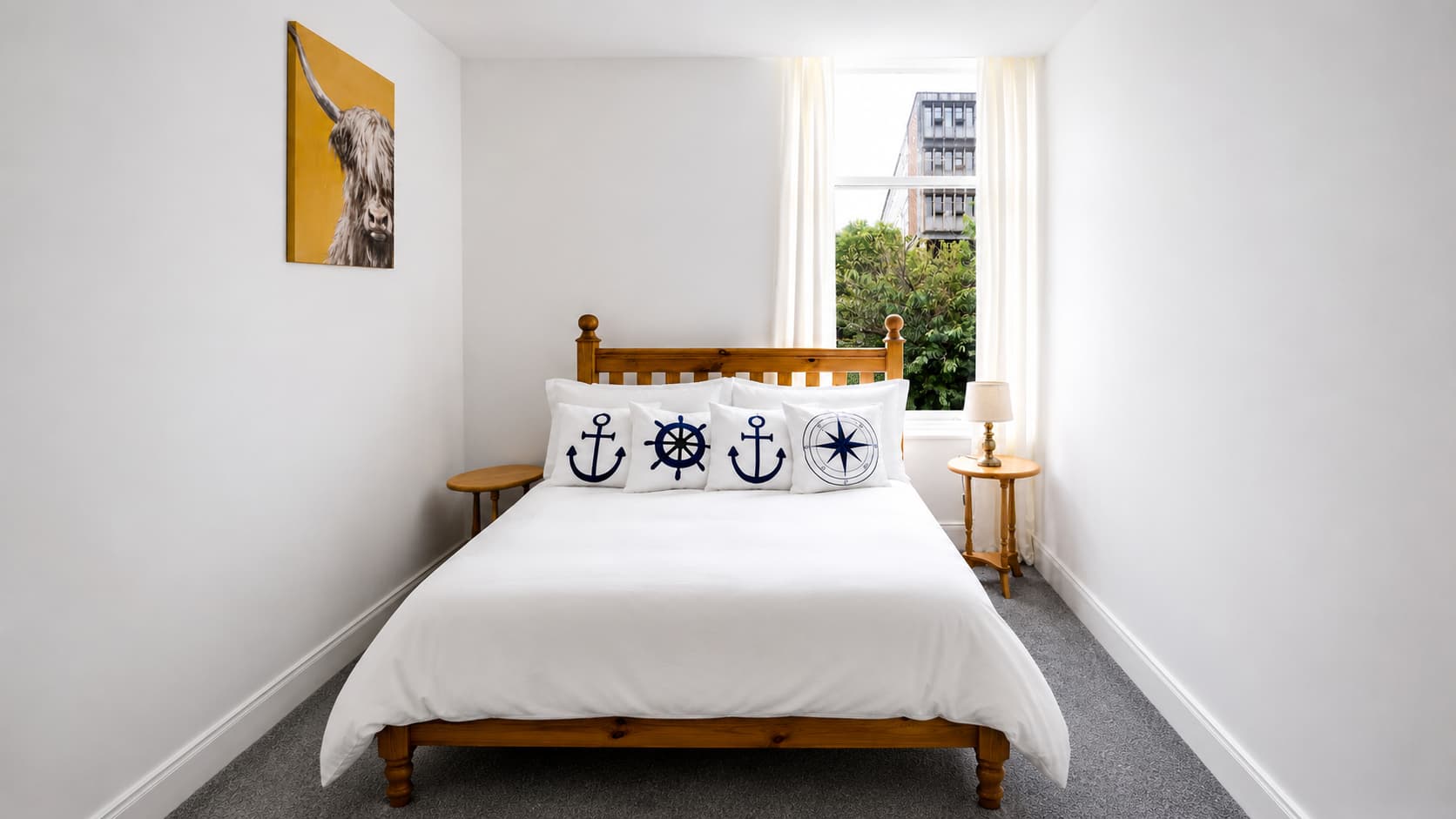 View Panoramic Sea View Apartment in Rothesay Bay in First Floor Right, Academy Apartments, Academy Road PA20 0BG Panoramic Sea View Apartment in Rothesay Bay in First Floor Right, Academy Apartments, Academy Road PA20 0BG - Property image 7 - VivreStays