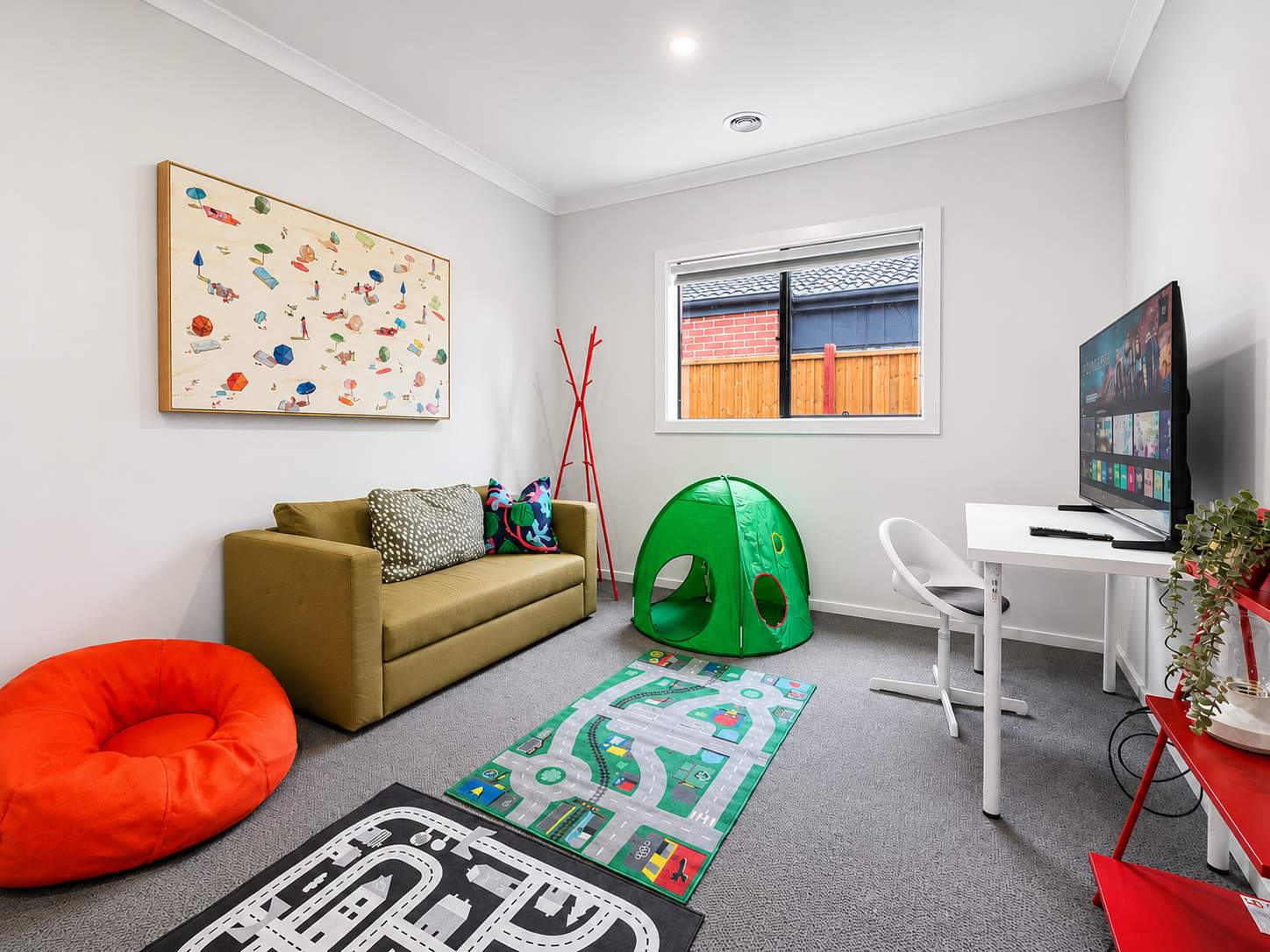 Modern 4BR Gateway to Great Ocean Rd and Geelong