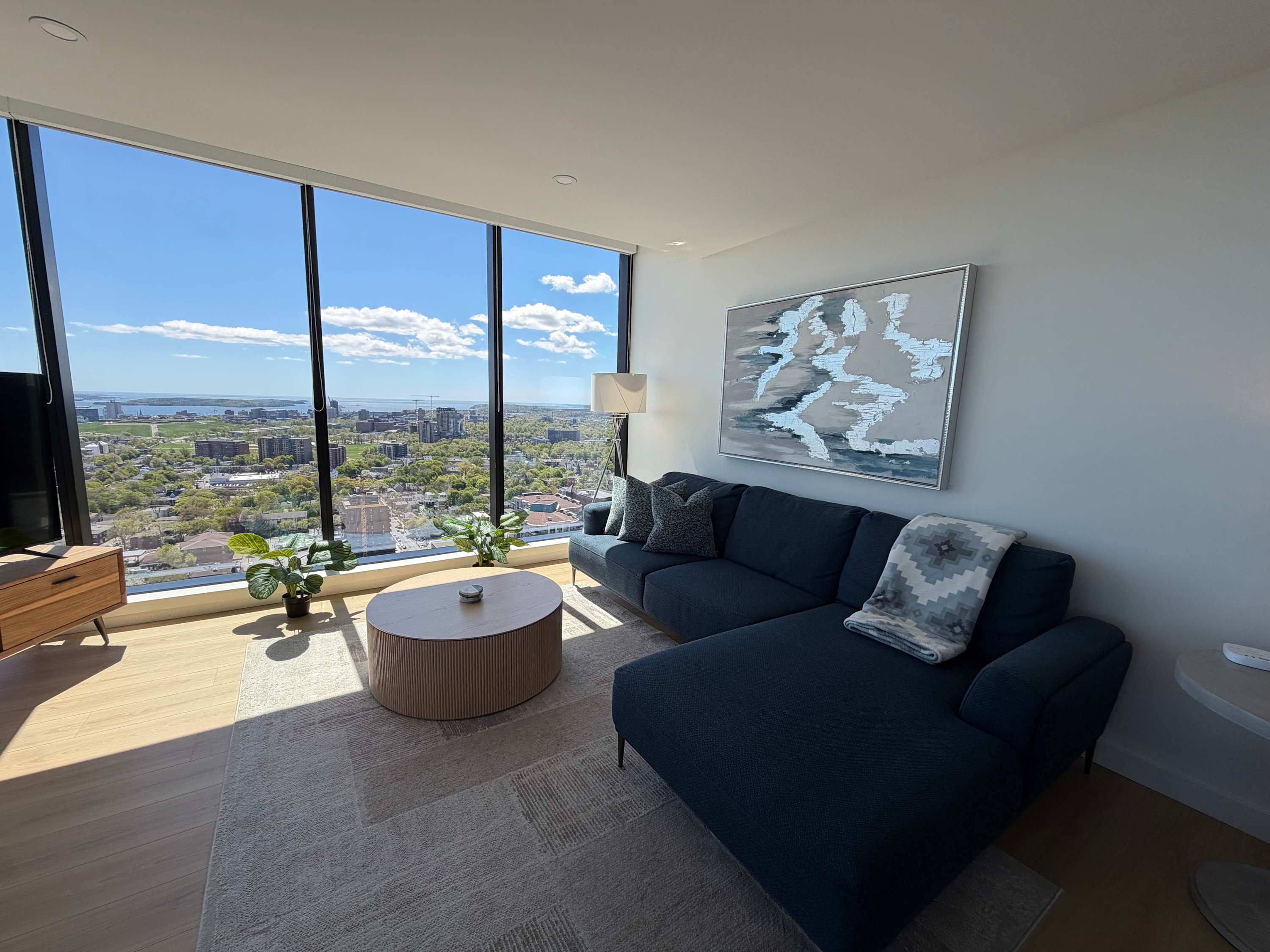Luxury 2BR 2BA Penthouse with panoramic water view
