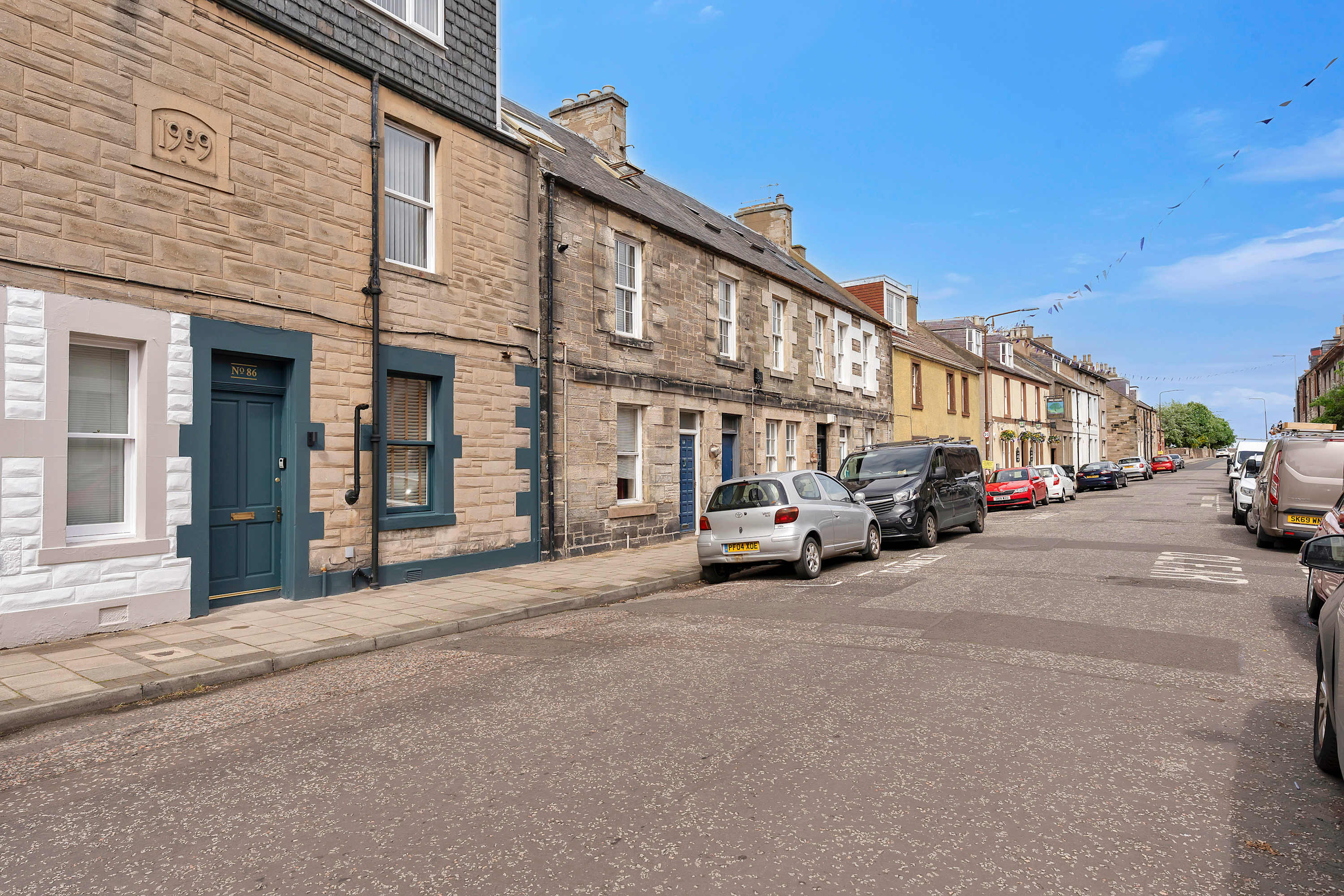 Stylish Apt Near Golf, Beach, Wi-Fi & Free Parking in High Street 86 EH32 0DG - Property image 21 - VivreStays