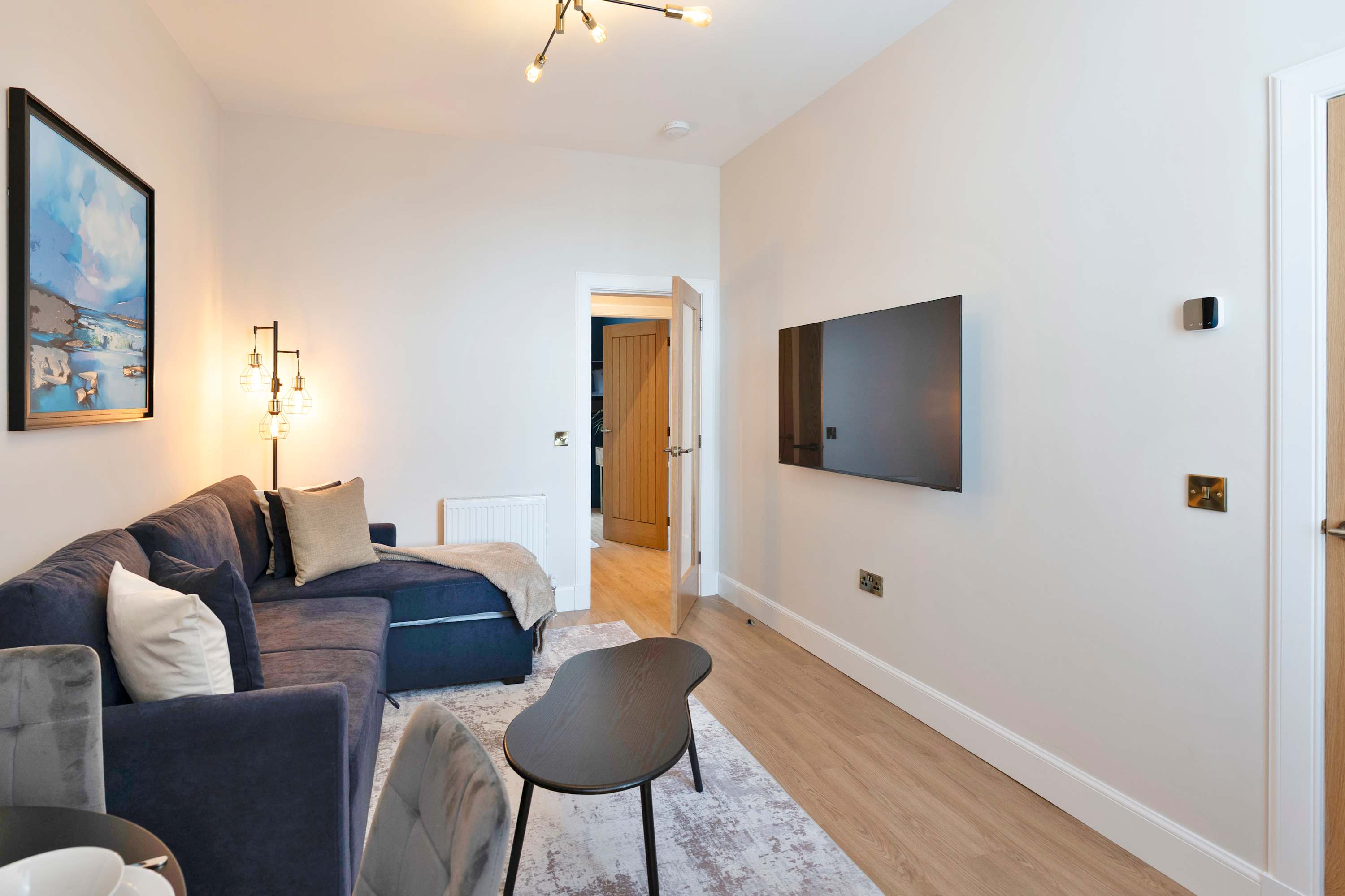 Stylish Apt Near Golf, Beach, Wi-Fi & Free Parking in High Street 86 EH32 0DG - Property image 9 - VivreStays