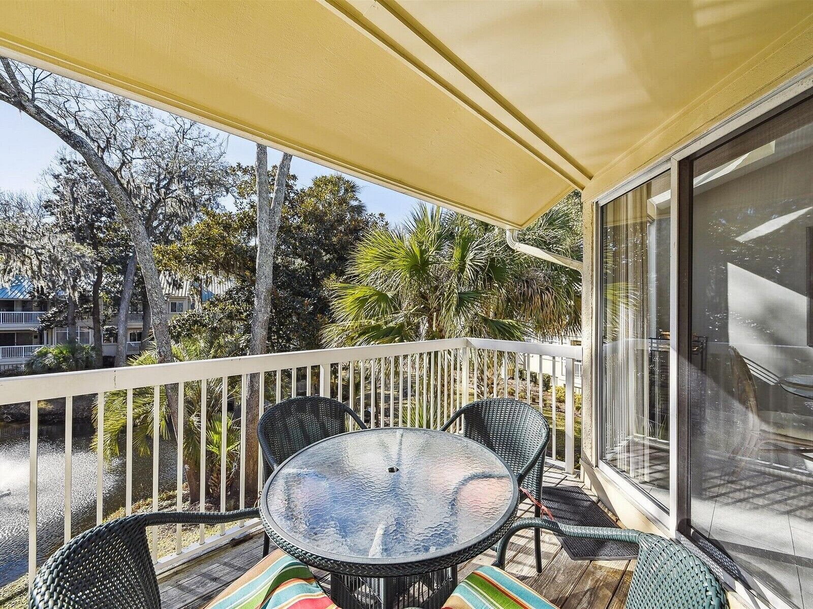 705 Barrington Park | Photo 12