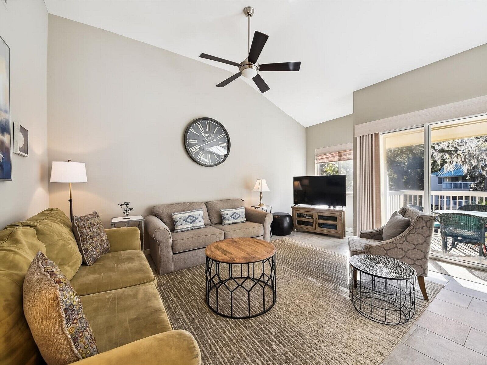 705 Barrington Park 4